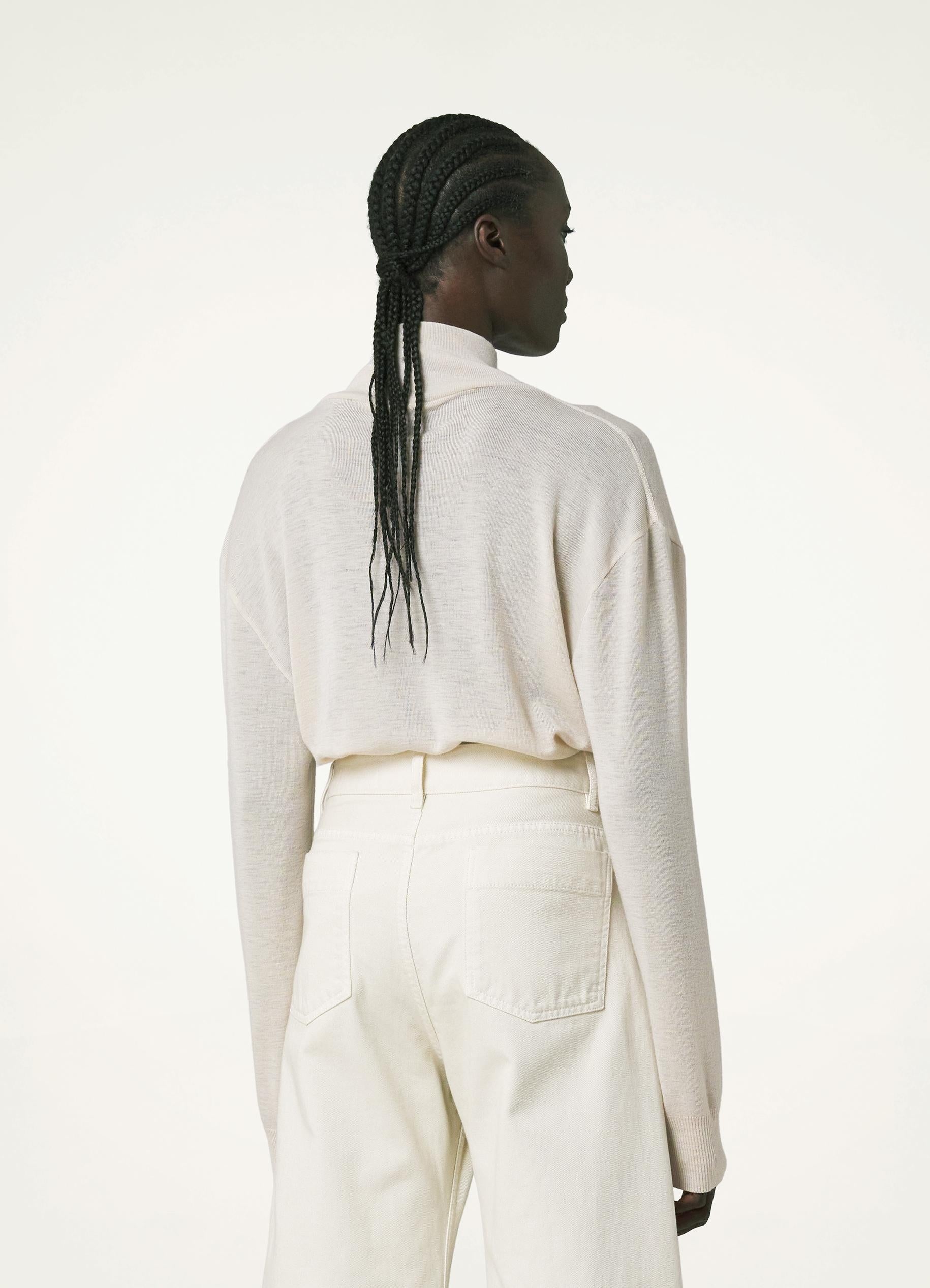 SEAMLESS TURTLENECK SWEATER - 4