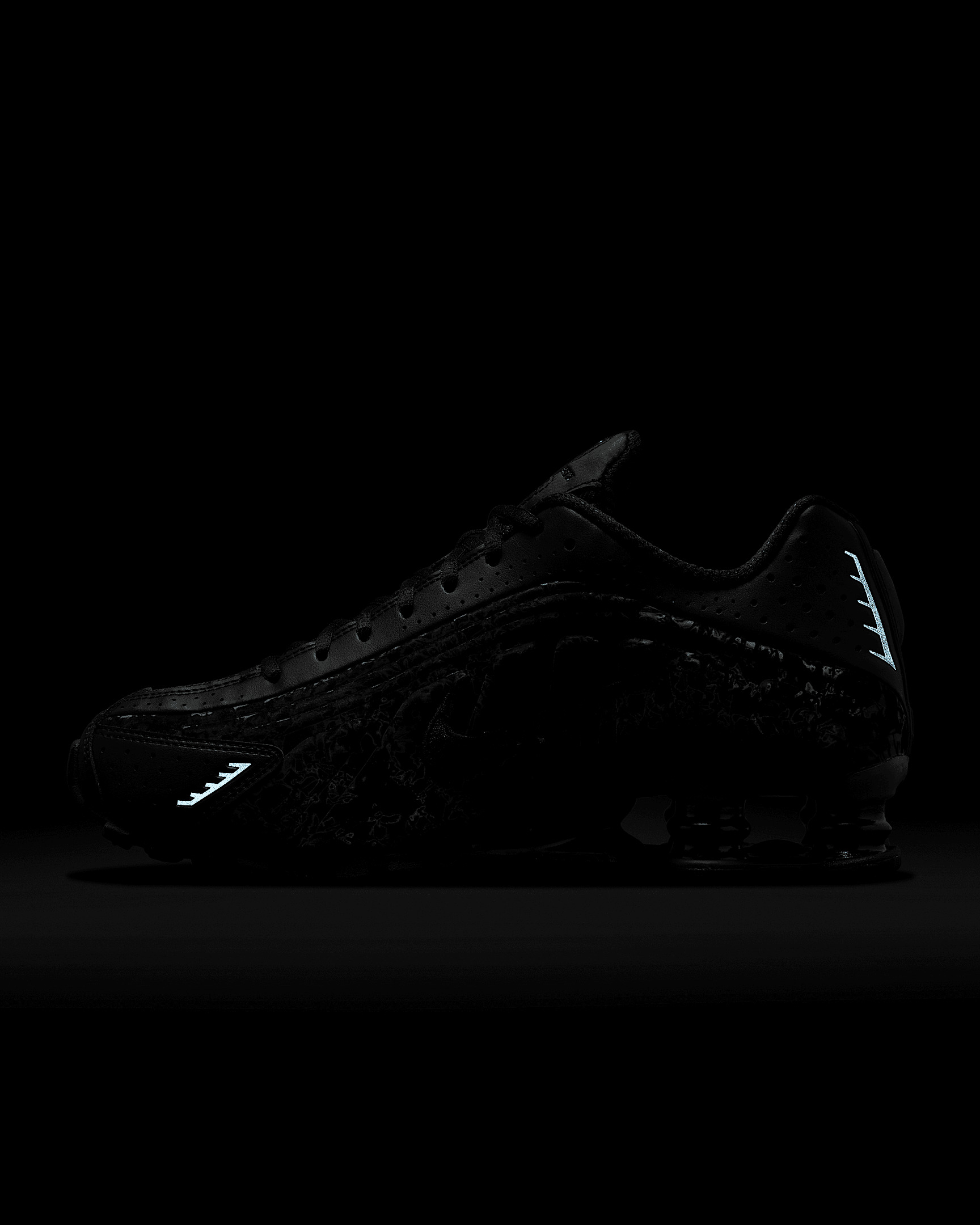 Nike Shox R4 Women's Shoes - 12