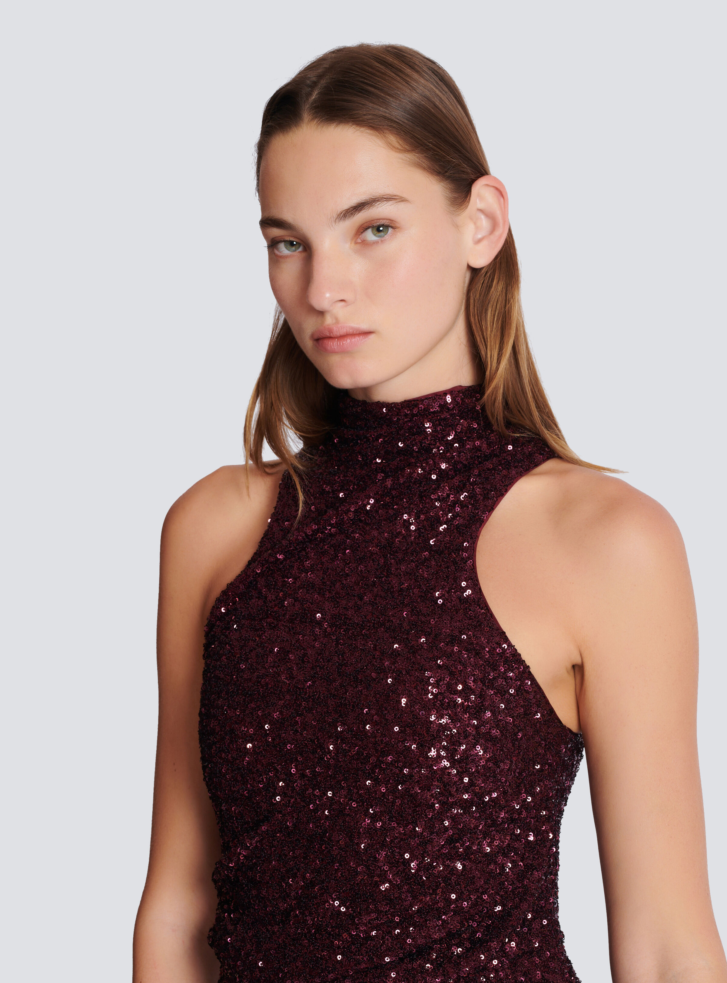 Long sleeveless sequin dress - 8