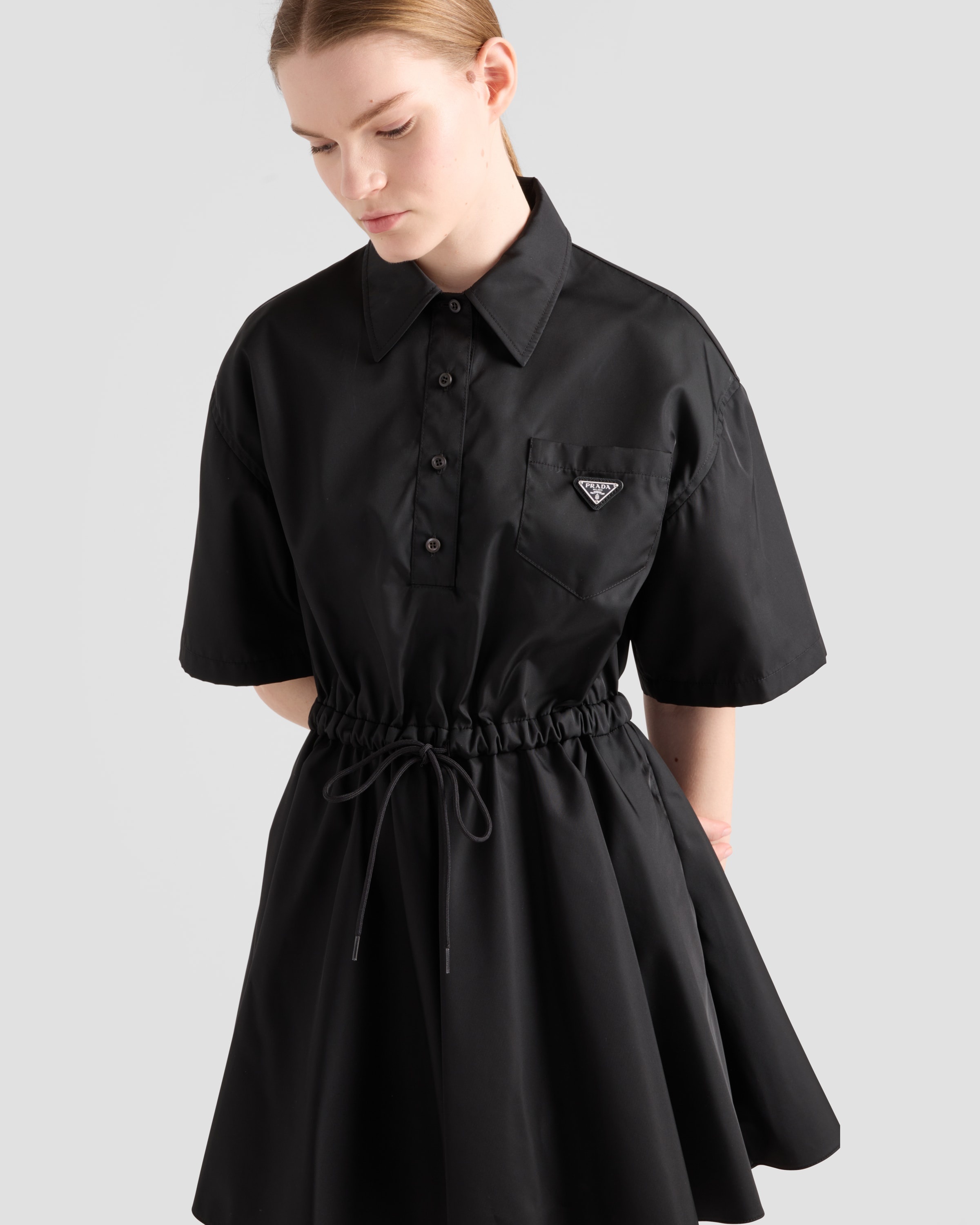 Short-sleeved Re-Nylon dress - 3