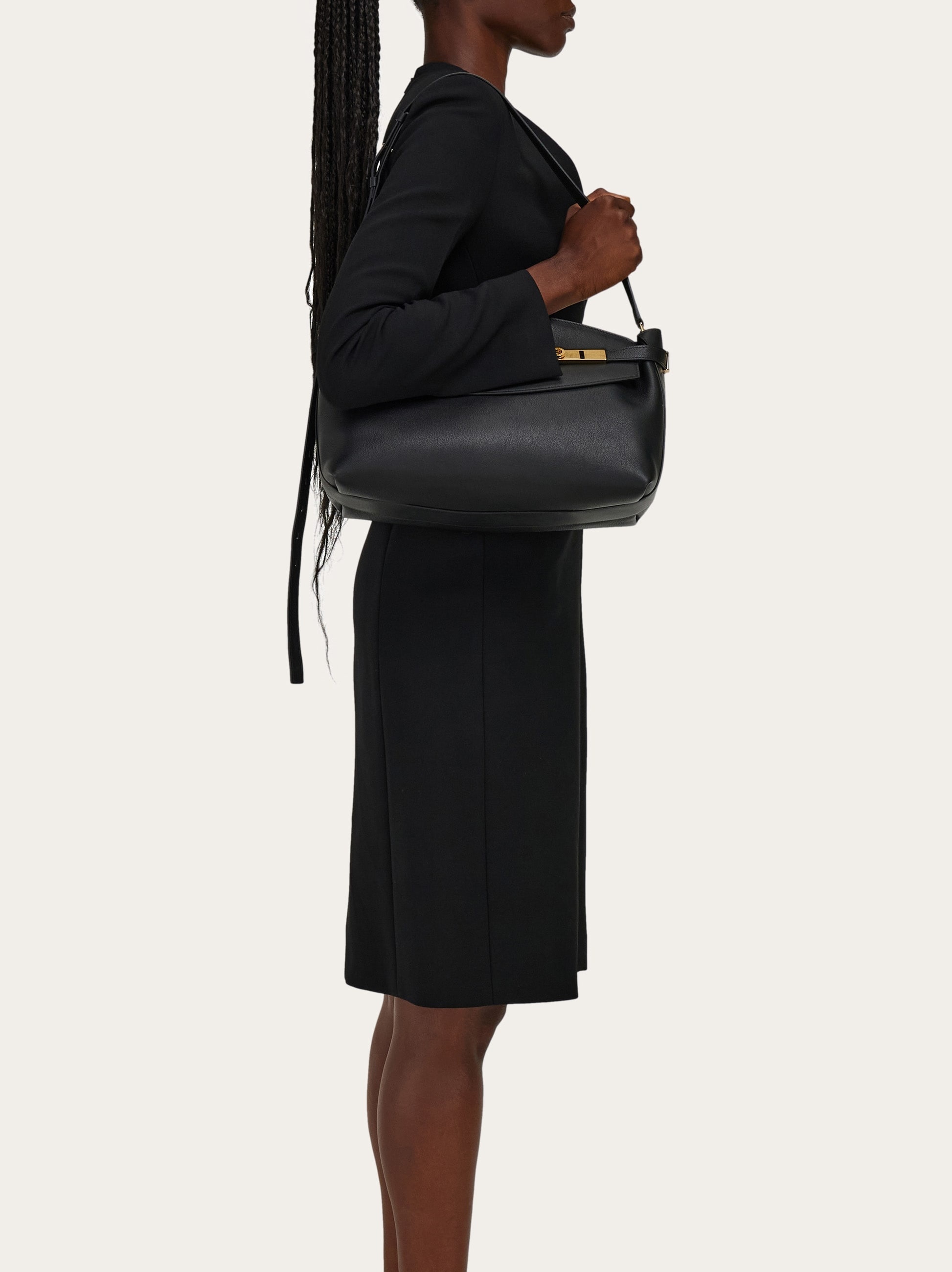 Hug shoulder bag - 9