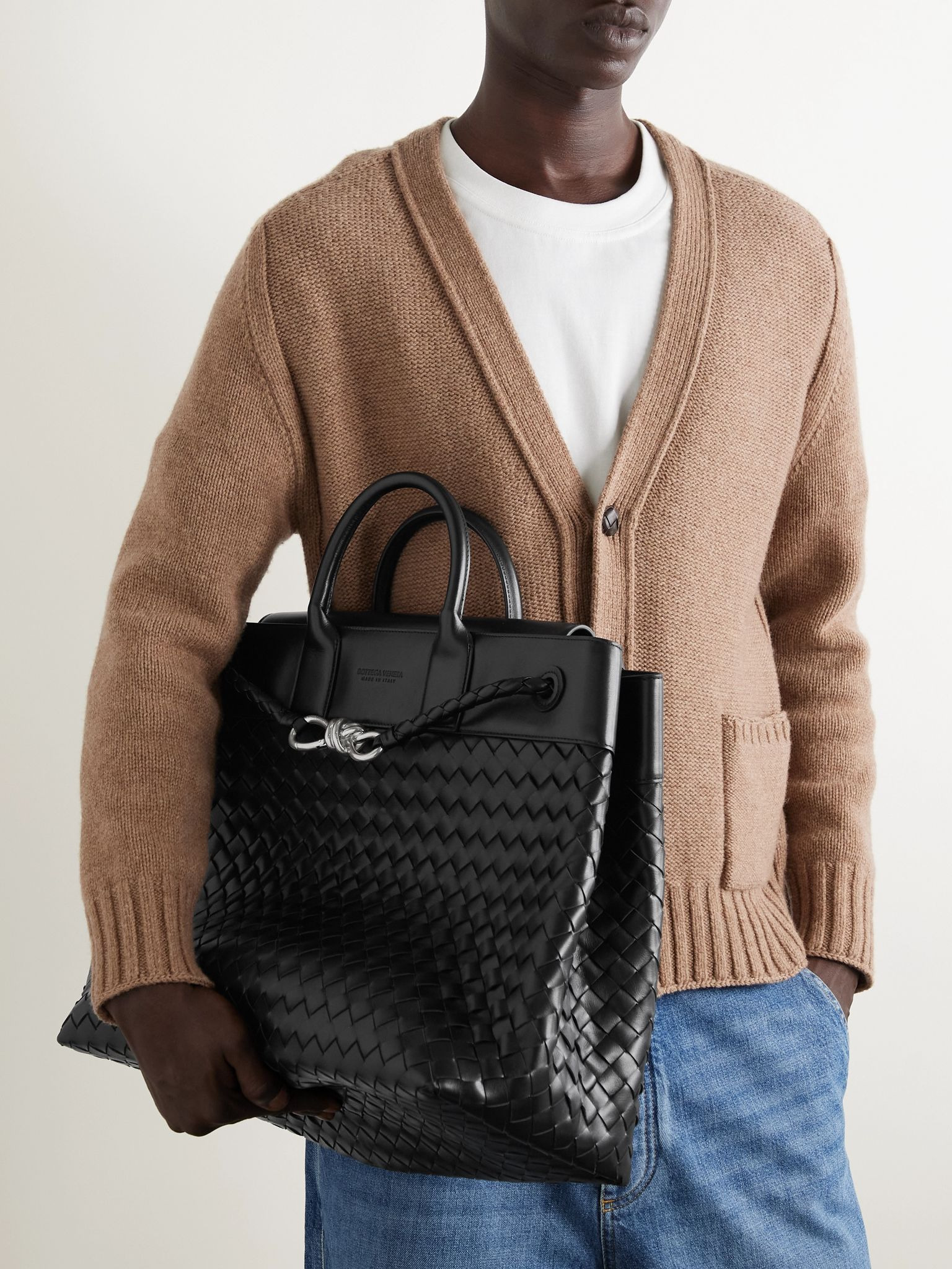 Andiamo Large Intrecciato Leather Messenger Bag Black - 6