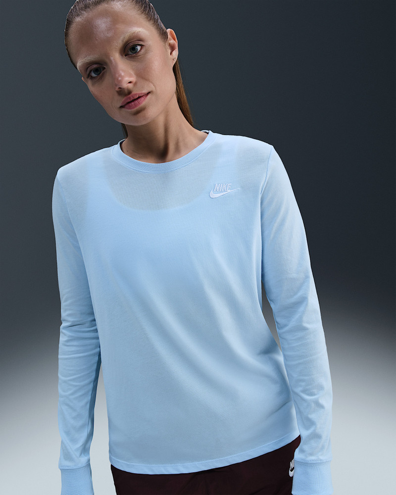 Nike Sportswear Club Women's Long-Sleeve T-Shirt 1
