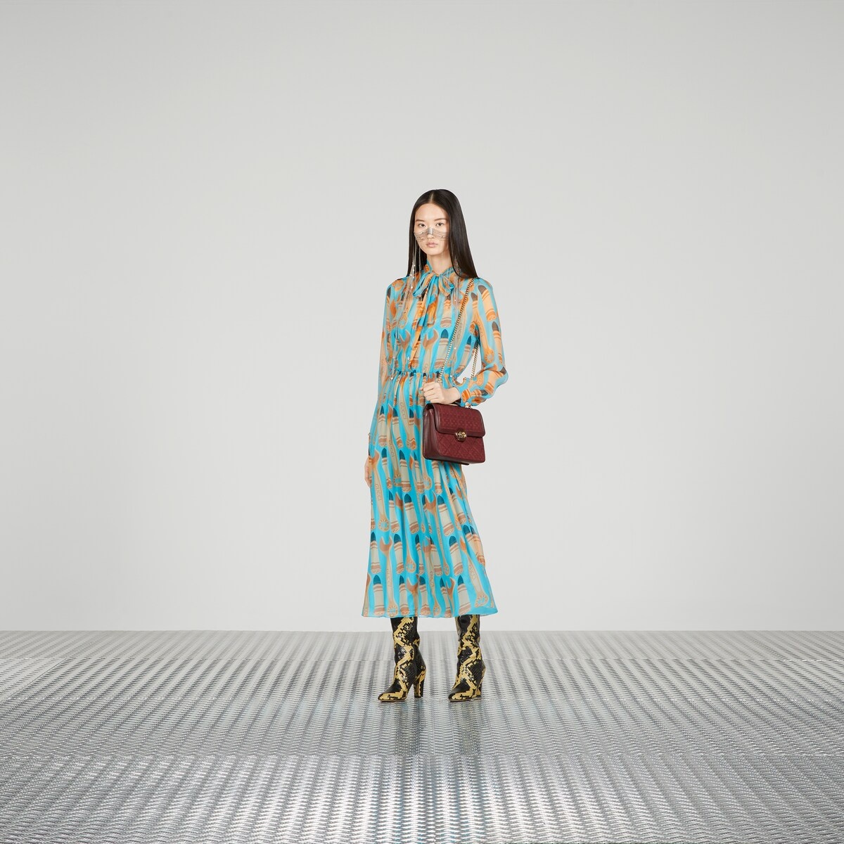 Lipstick and tool print silk dress - 2