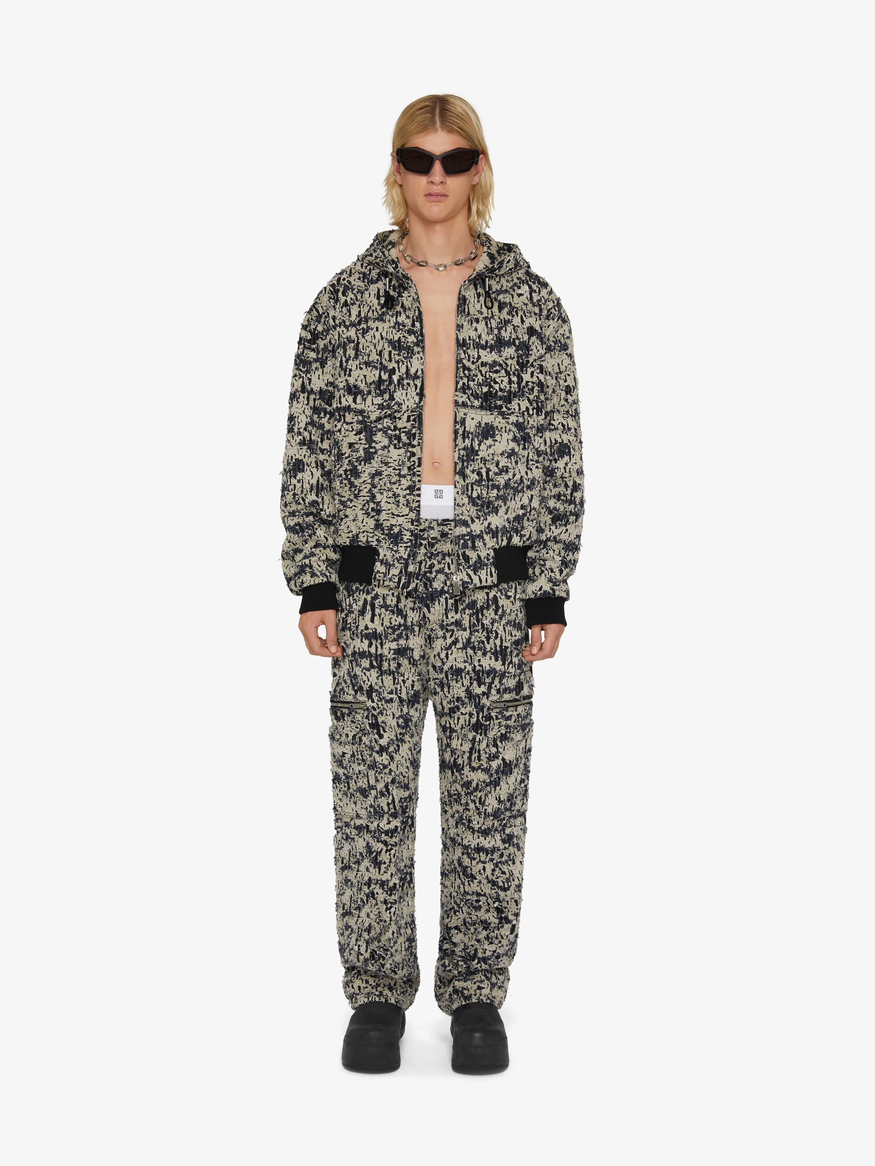 CAMOUFLAGE BOMBER JACKET IN COTTON WITH DESTROYED EFFECT - 2