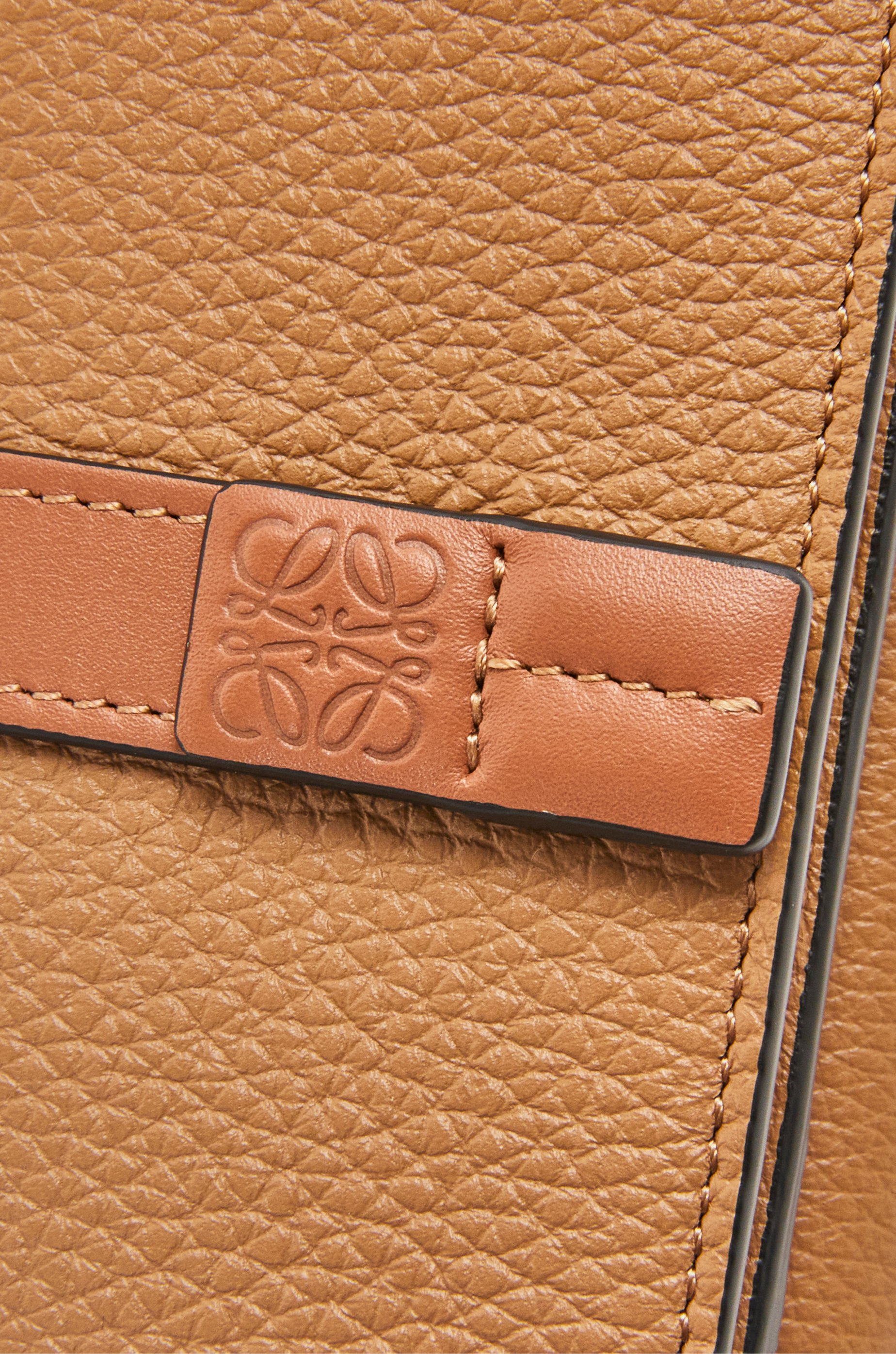 Trifold wallet in soft grained calfskin - 6