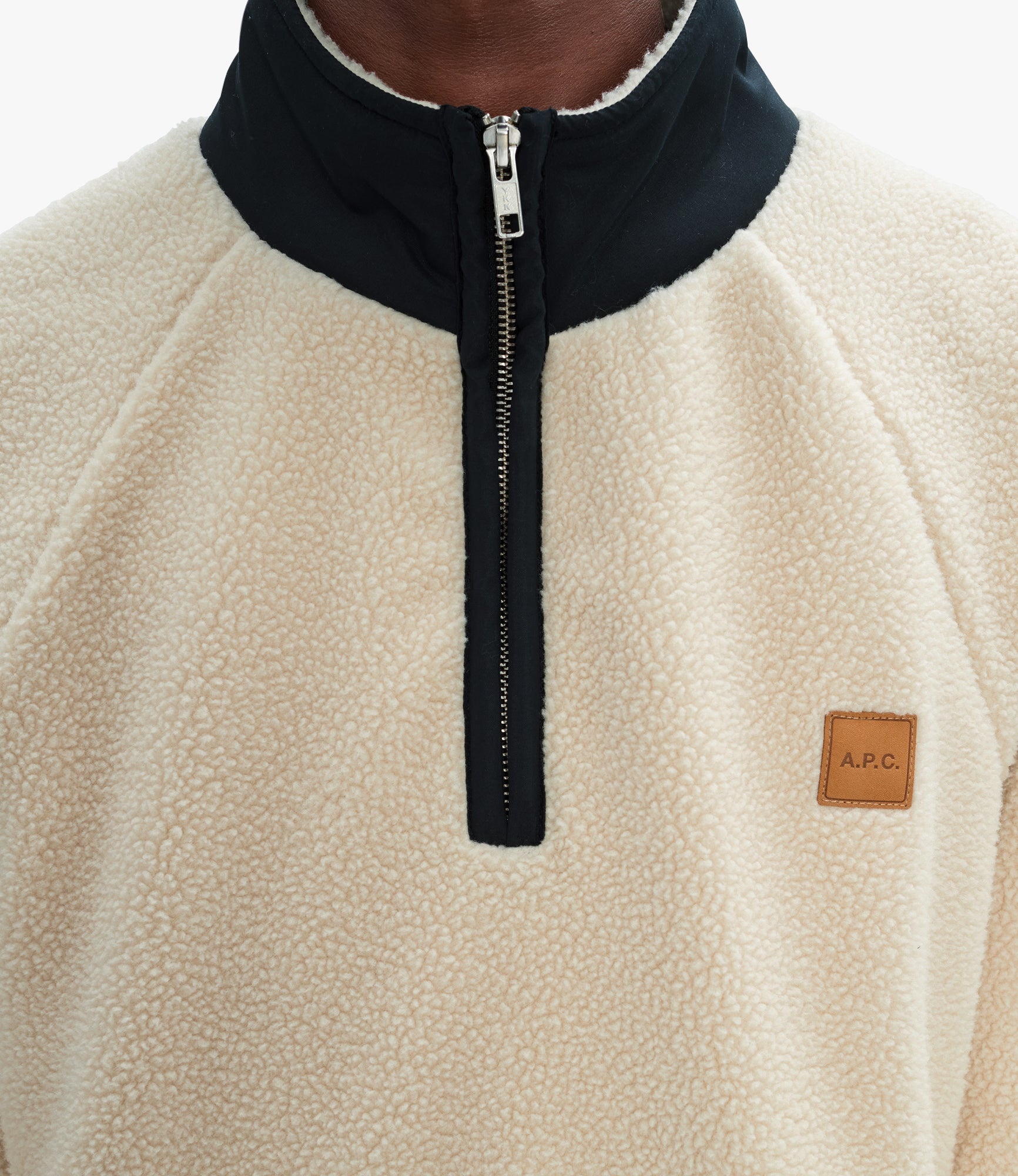 ISLAND SWEATSHIRT (M) - 7