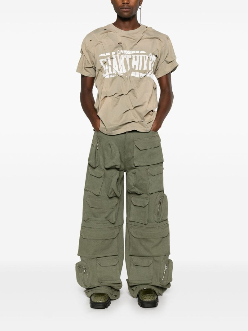 WHO DECIDES WAR crinkled T-shirt outlook