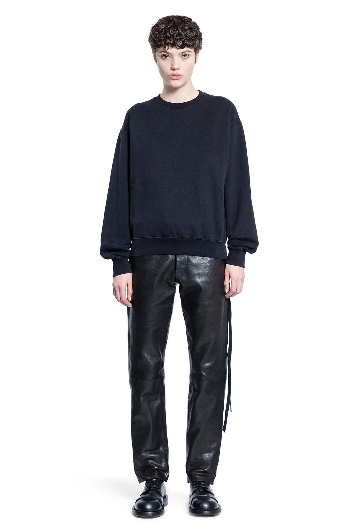 Zelma-Smokey-Eye-Sweatshirt - 4