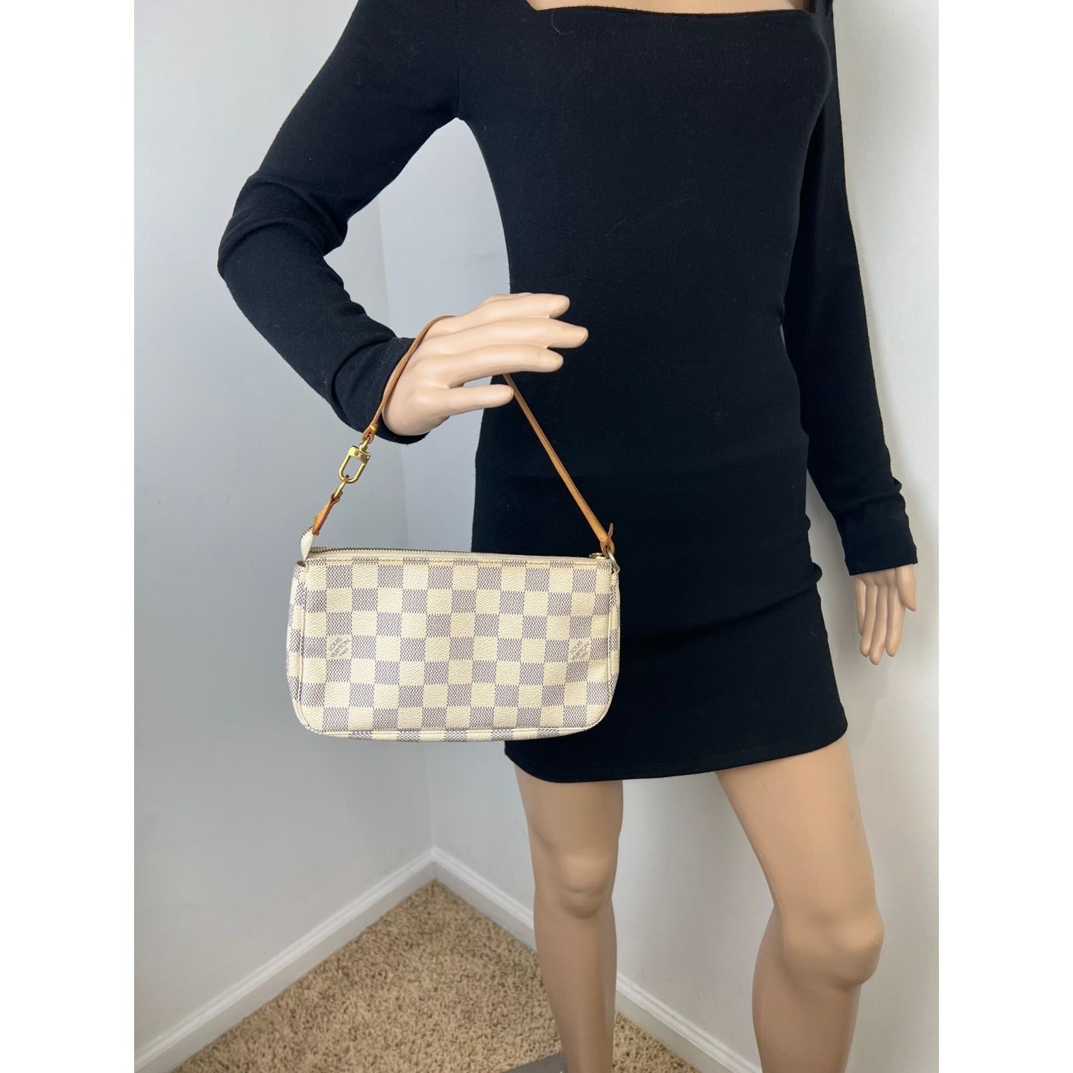 Louis Vuitton Pochette Accessories White  Damier Azur Bag - 6
