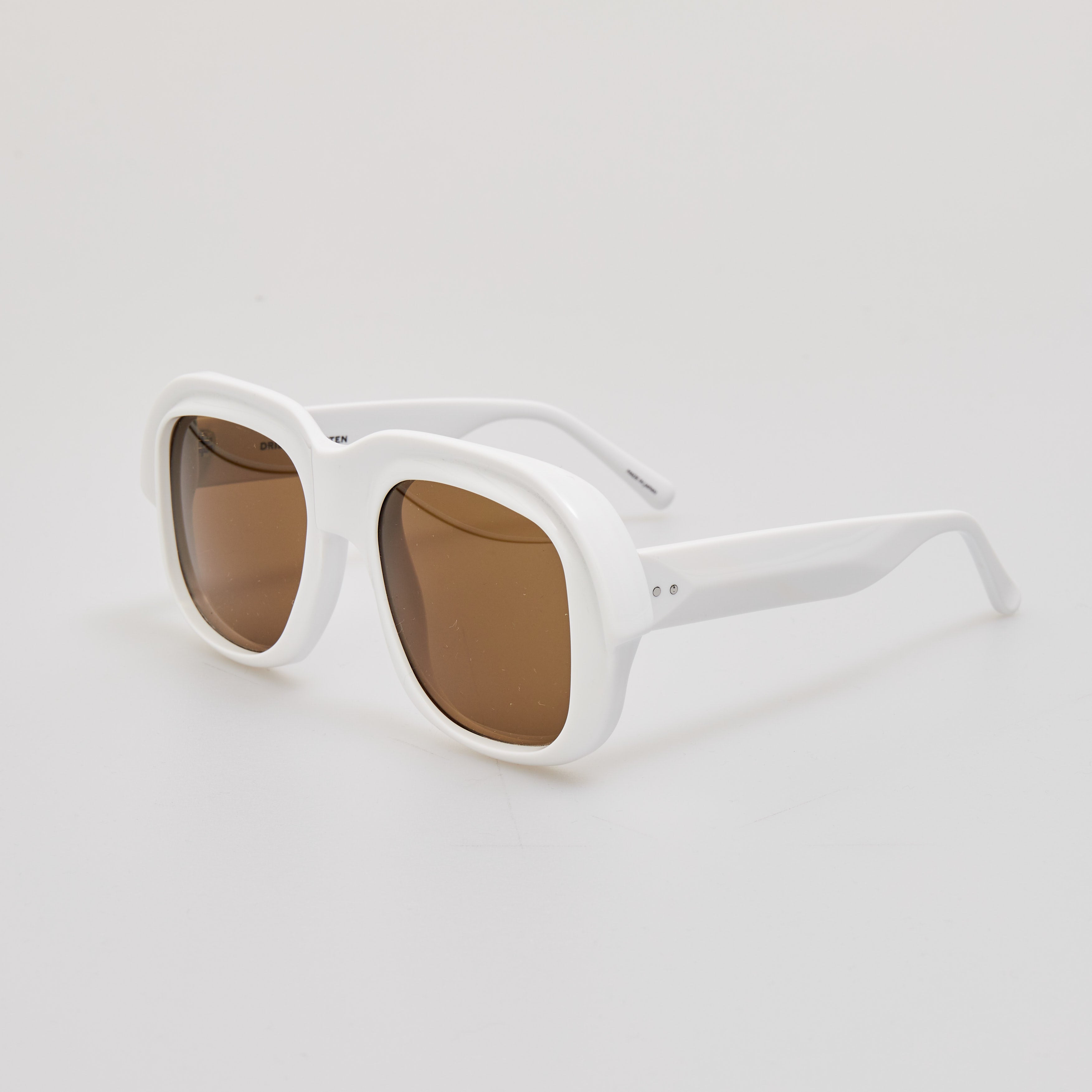 Oversize Sunglasses in Ecru - 2