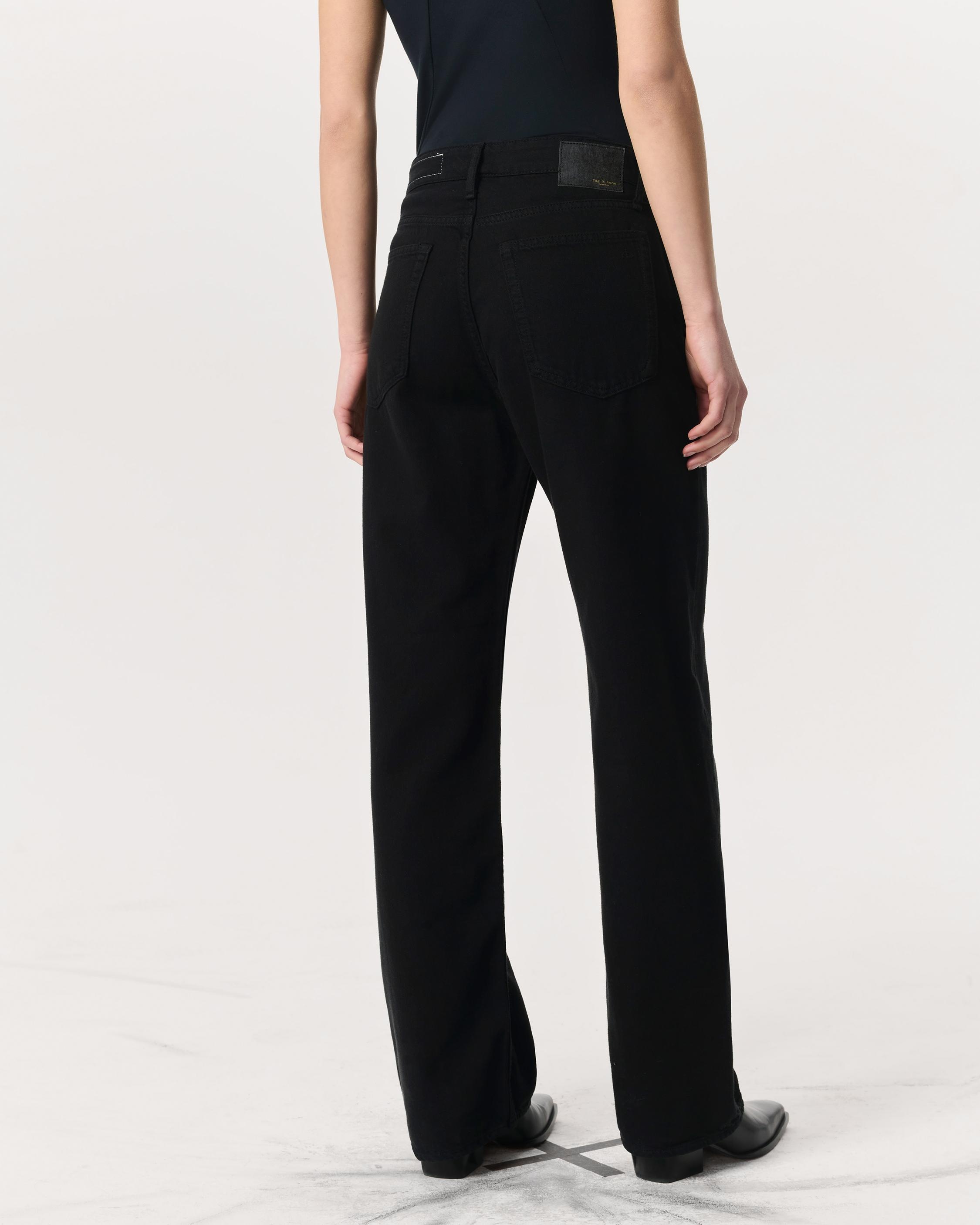 Featherweight Logan Wide-Leg - Black
Mid-Rise Featherweight Jean - 5