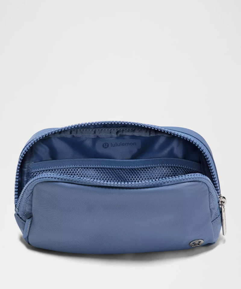 Everywhere Belt Bag with Long Strap 1L 5