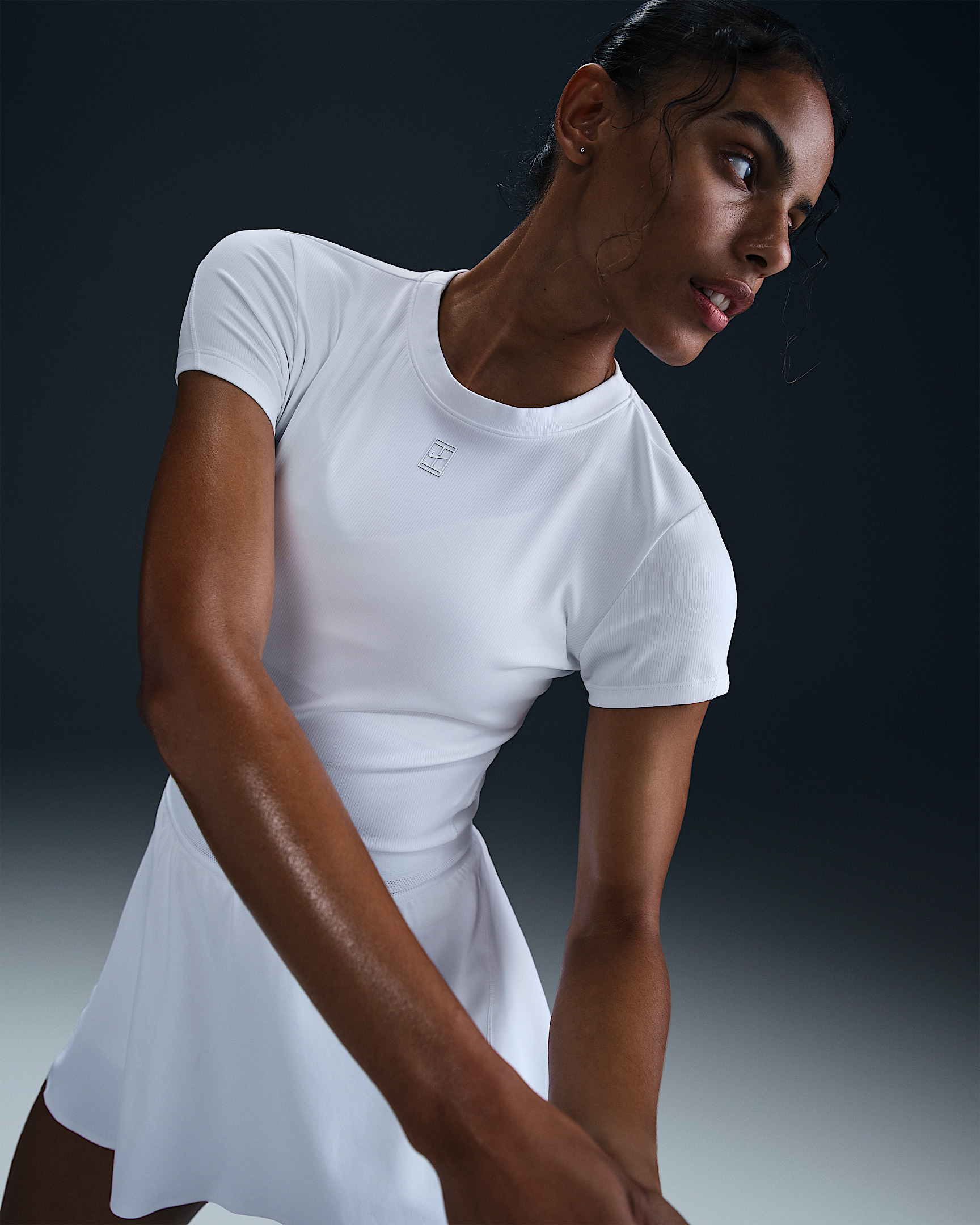 NikeCourt Advantage Women's Dri-FIT Short-Sleeve Tennis Top - 3