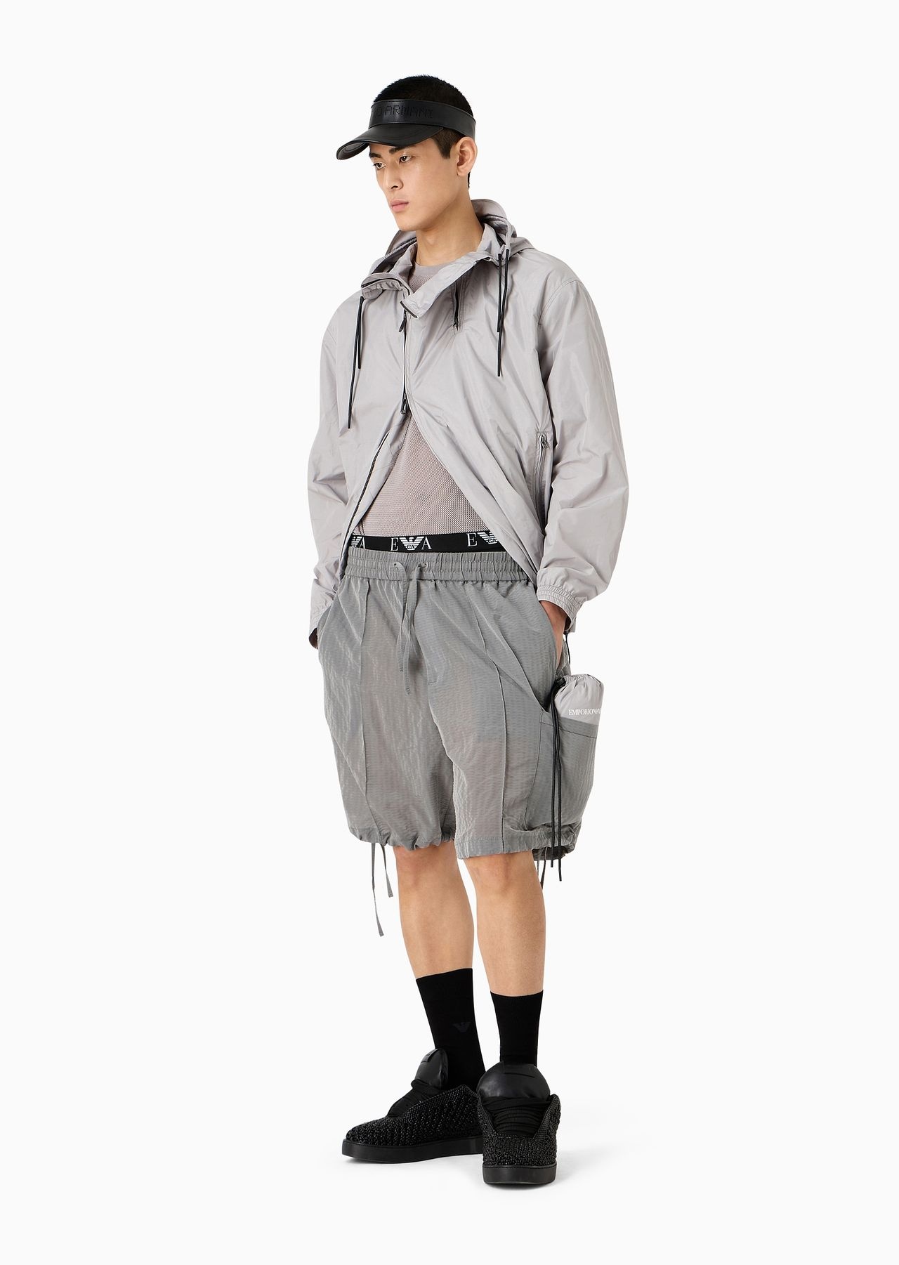 Bermuda shorts in light nylon seersucker with ribs and an elasticated waist - 4