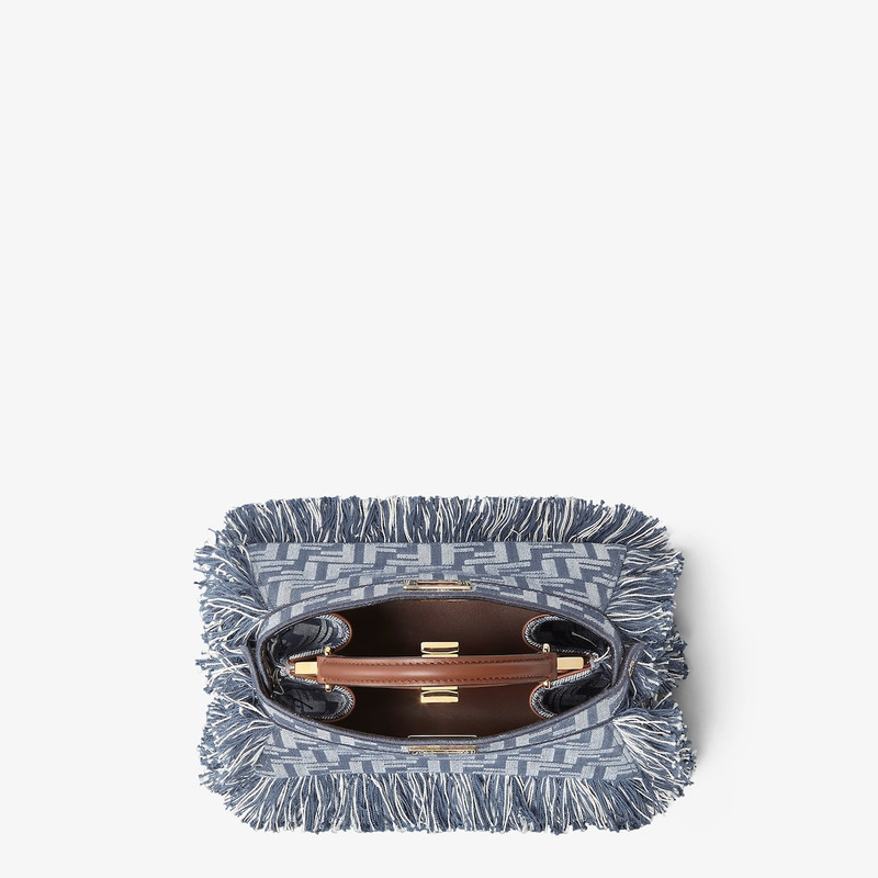 Peekaboo ISeeU Petite 5