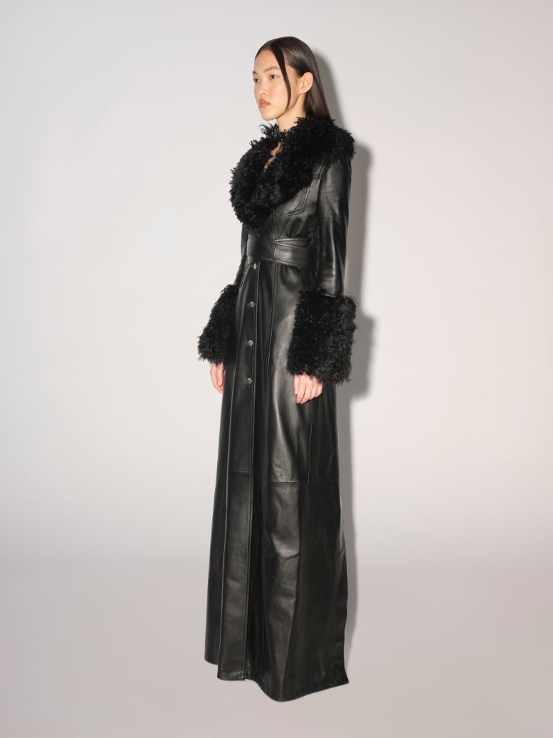 FUR COAT - 4