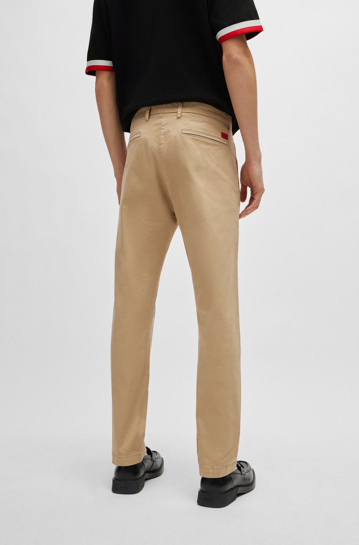 SLIM-FIT CHINOS IN STRETCH-COTTON GABARDINE - 4