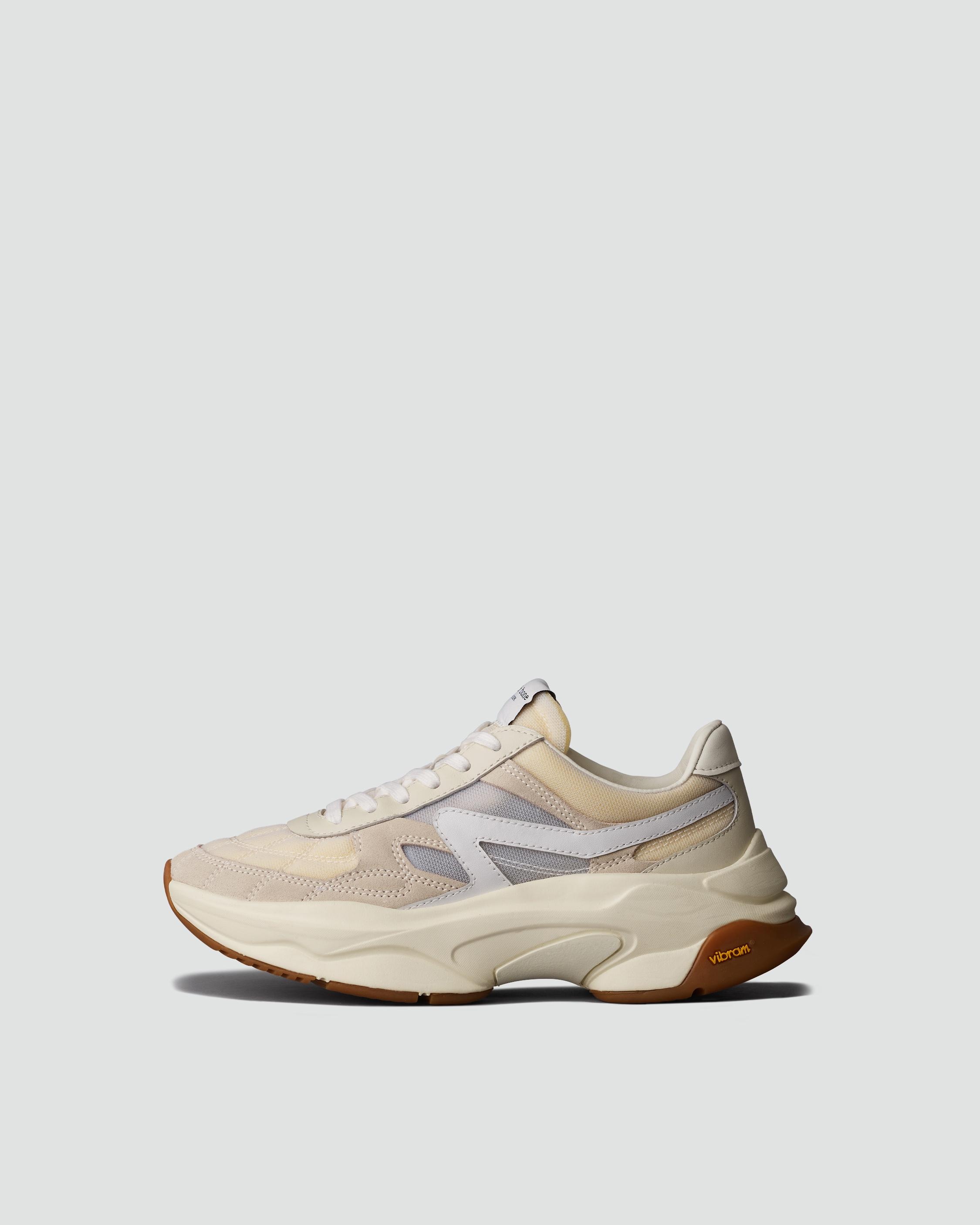 RB Legacy Runner - Leather
Low Top Sneaker - 1