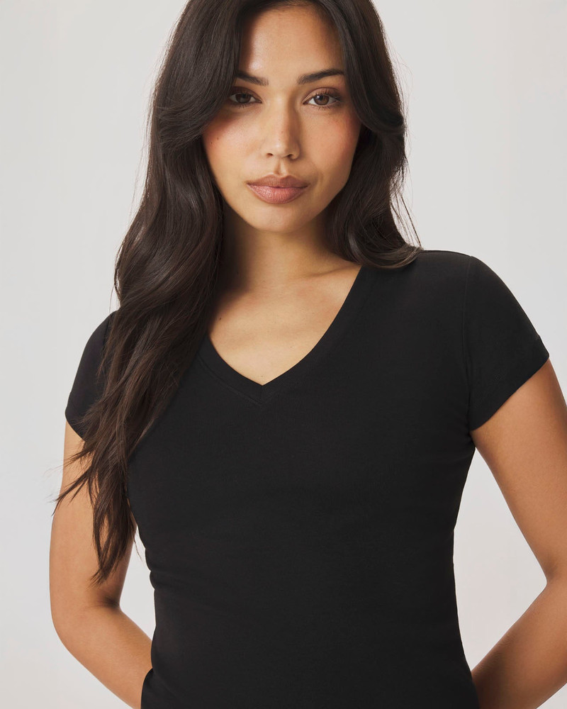Splendid Josie Stretch V-Neck Tee outlook