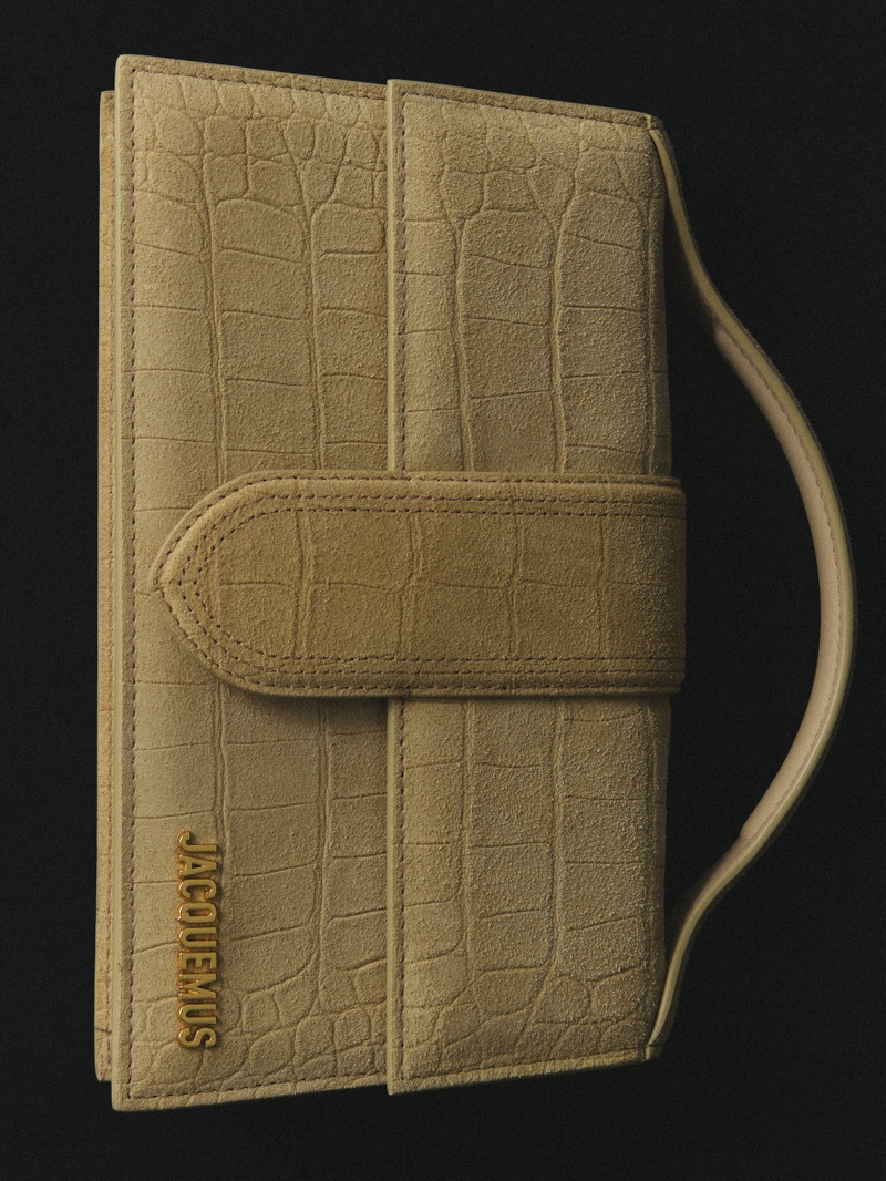 JACQUEMUS The large Bambino outlook