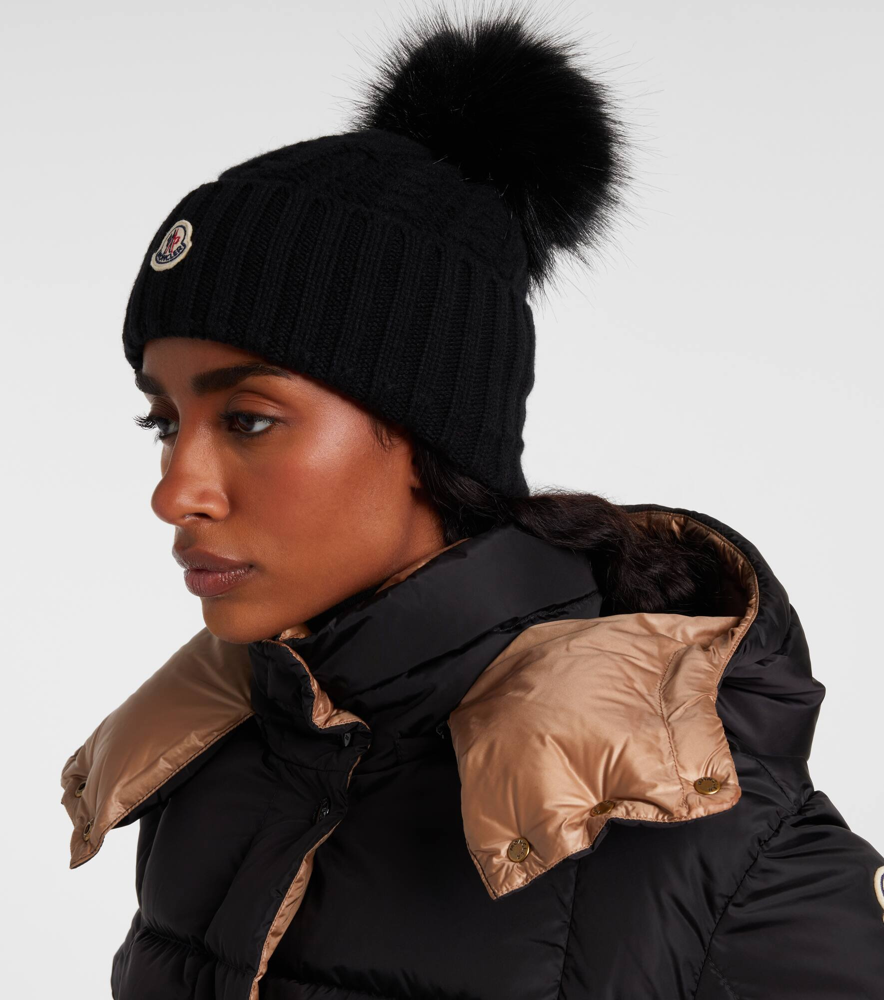 Cable-knit cashmere and wool-blend beanie - 5