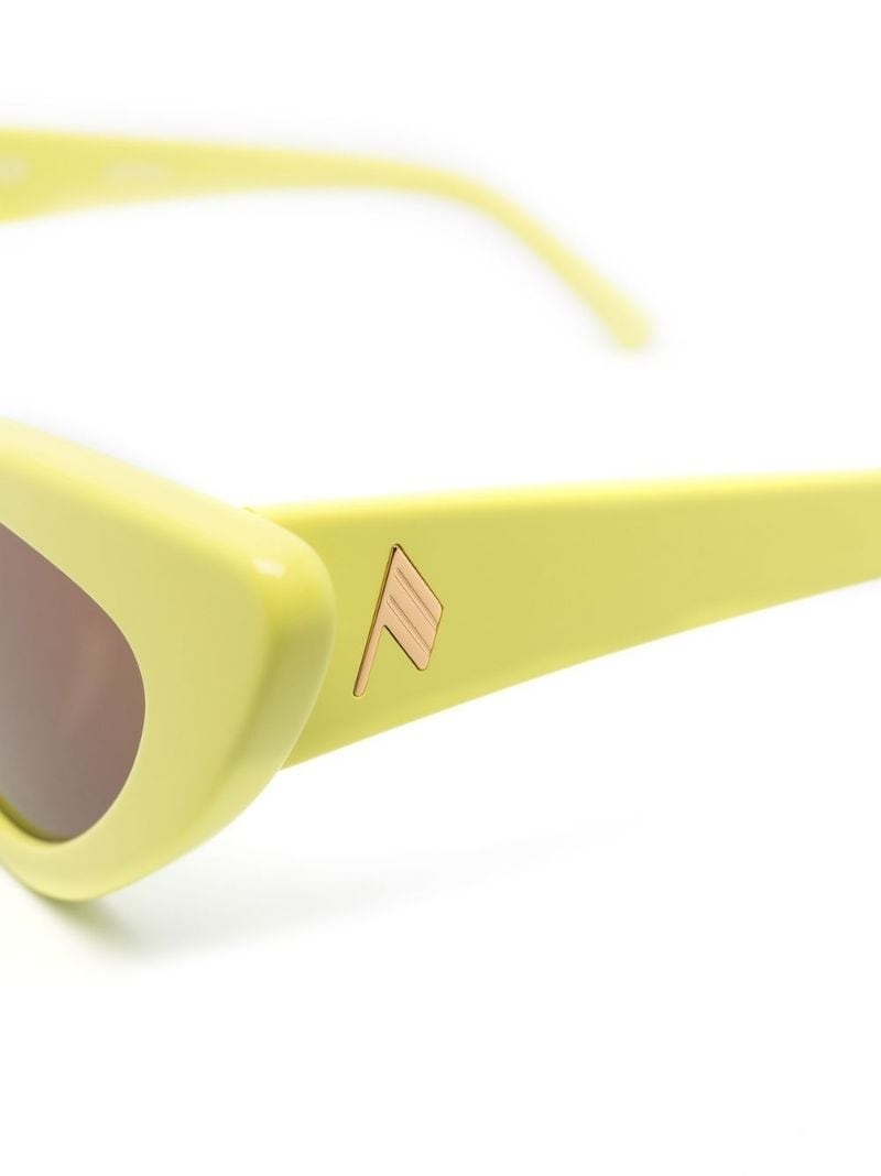 Dora cat eye-frame sunglasses - 3