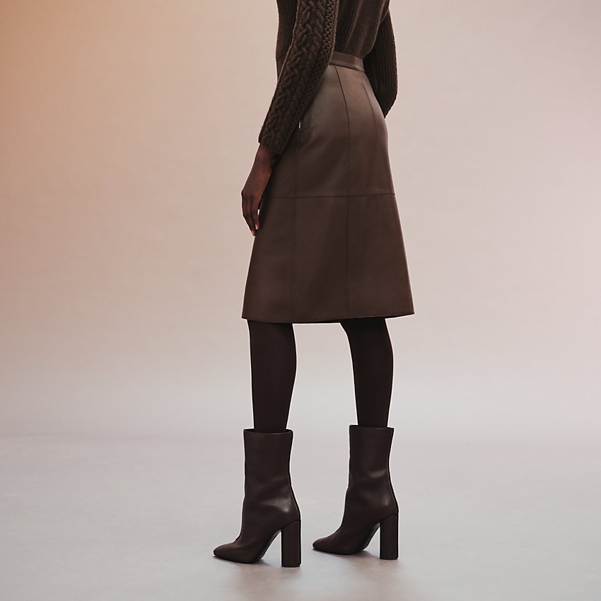 Leather skirt with wraparound effect - 4