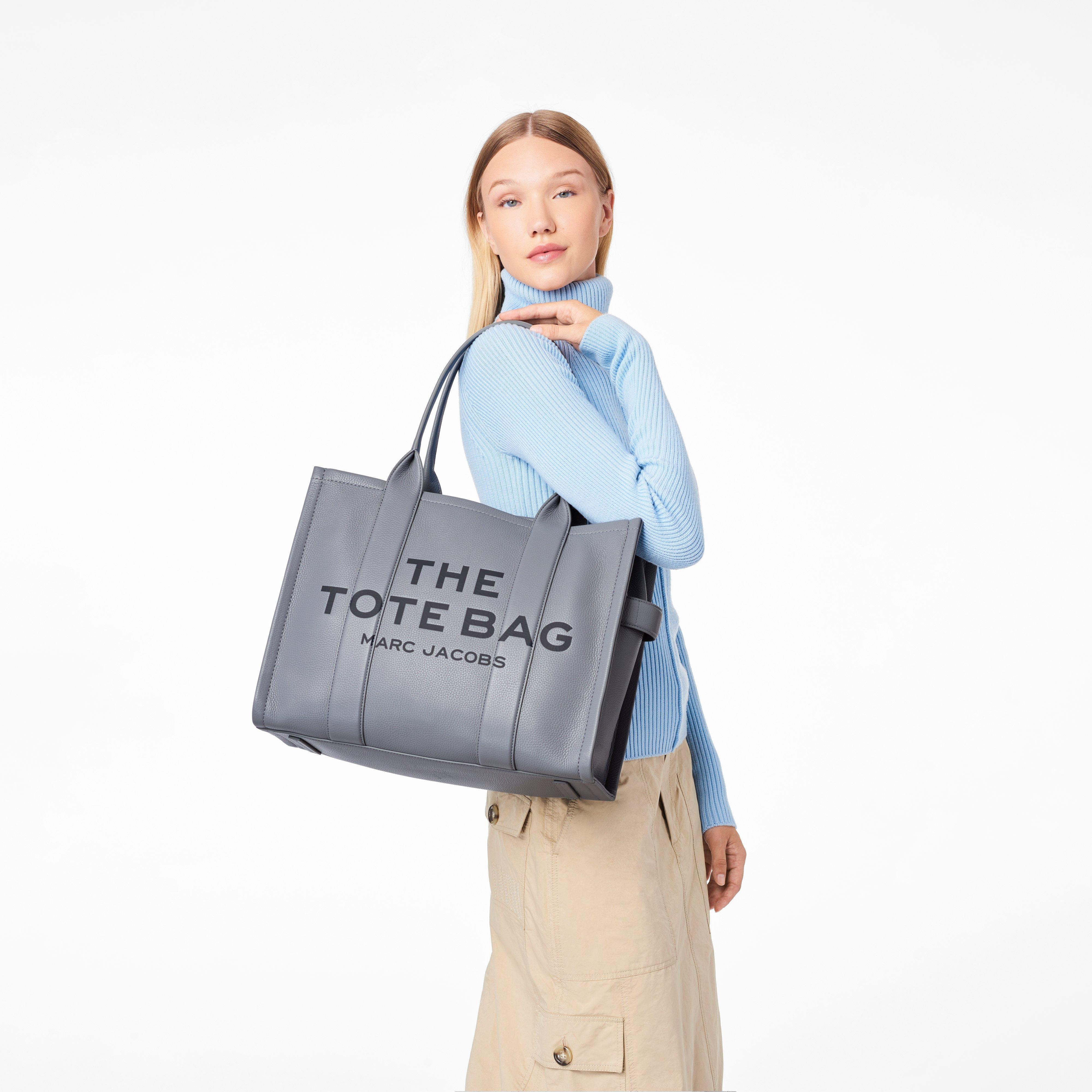 MARC JACOBS Large Leather Tote 4P5HTT059H01 A4サイズ収納可 Marc Jacobs THE LEATHER LARGE TOTE BAG | REVERSIBLE