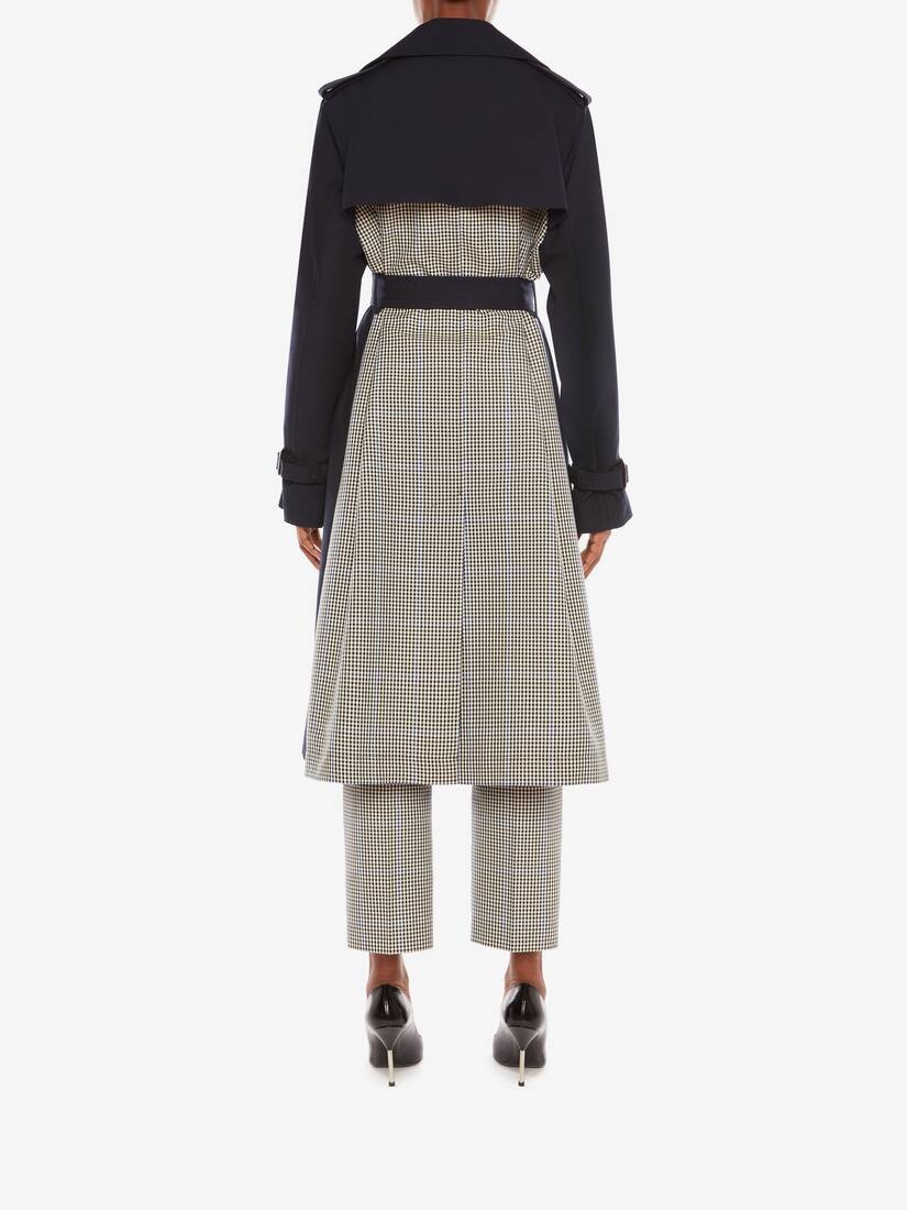 Hybrid Trench Coat in Black - 4