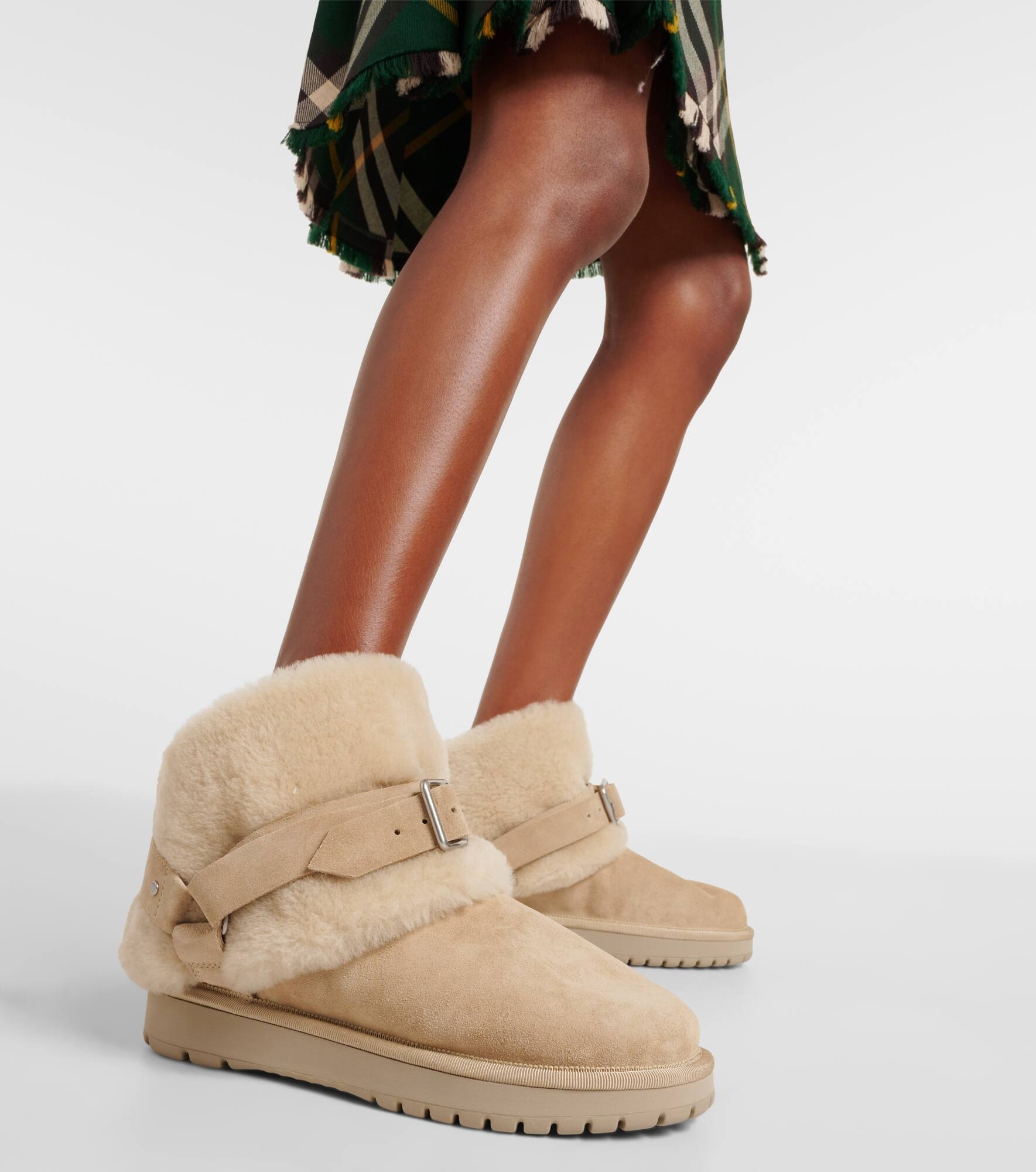 Shearling-trimmed suede ankle boots - 4