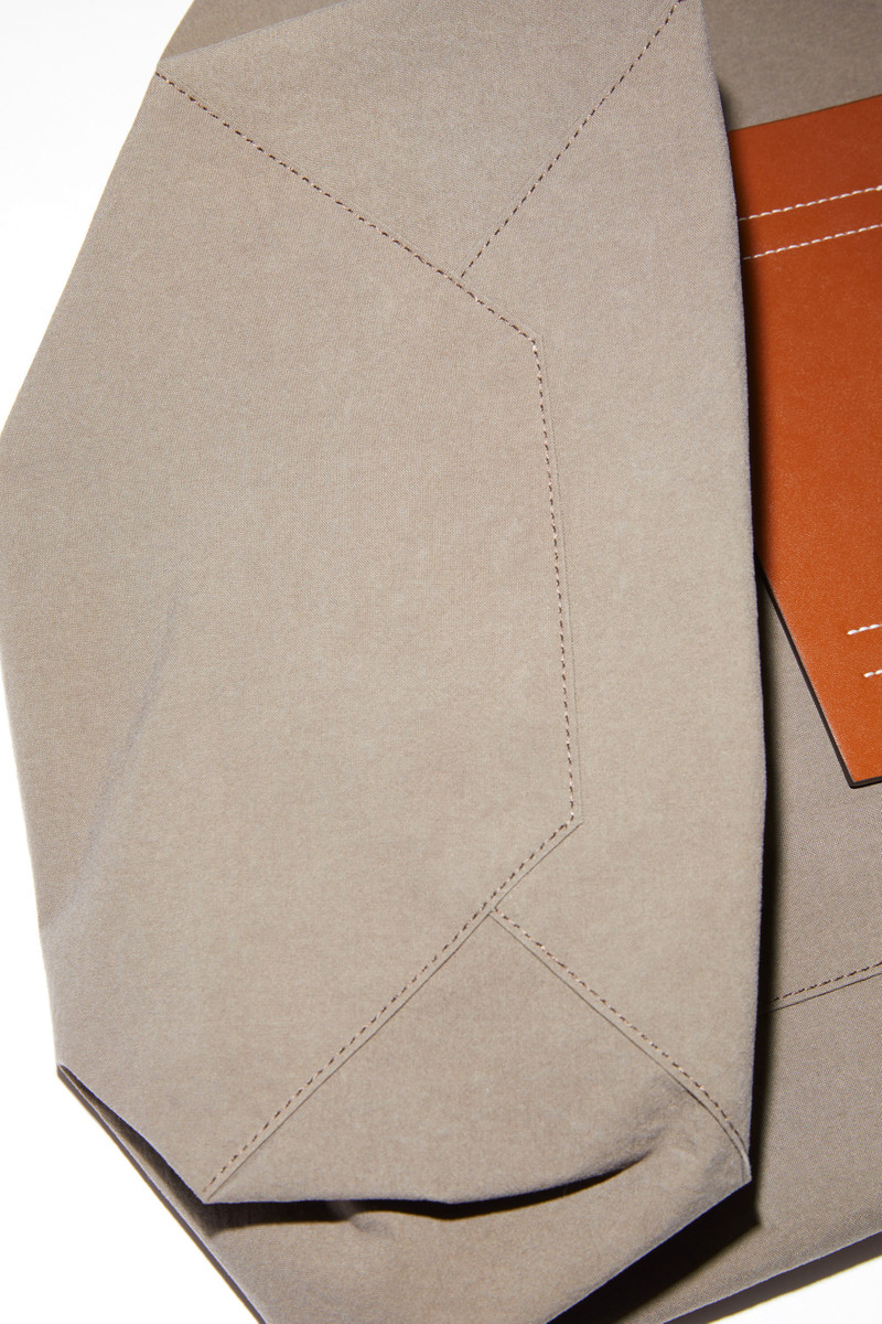 Papery nylon tote bag - Dark brown/dark brown 6