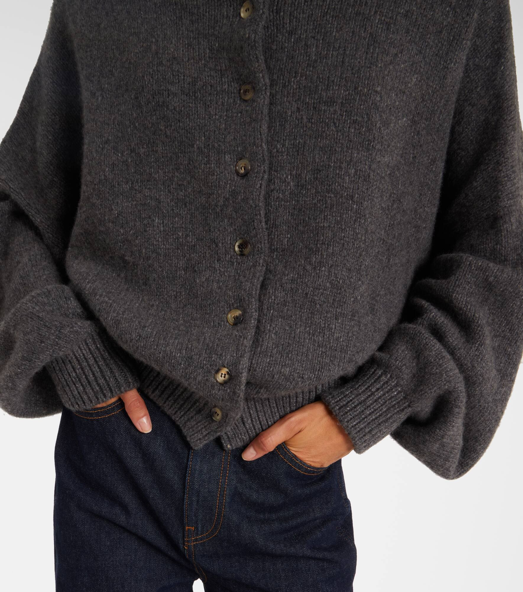 Nelya oversized cashmere cardigan - 5