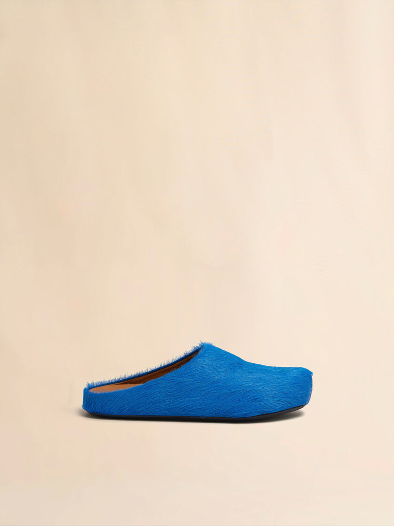 BLUE LONG-HAIR CALFSKIN FUSSBETT SABOT 1