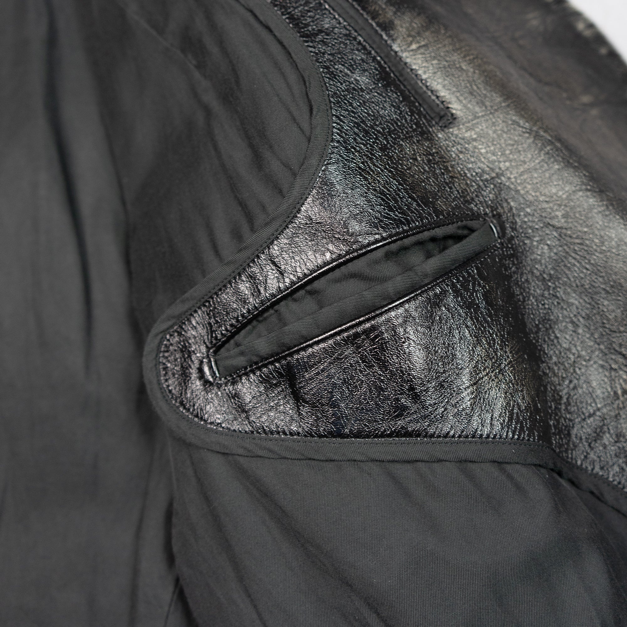 LEATHER JACKET - 6