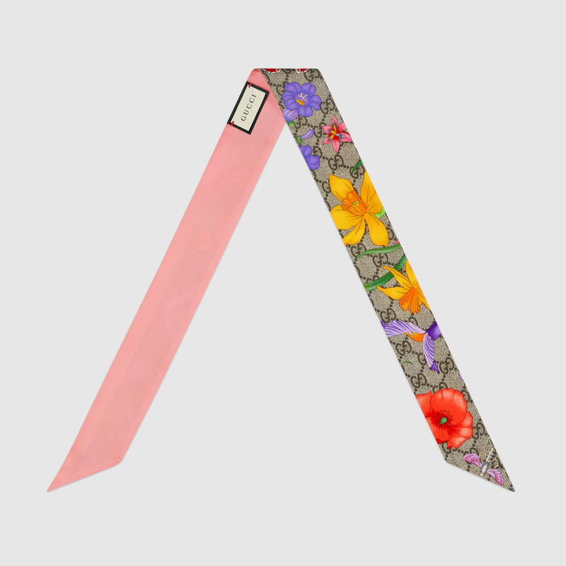 GUCCI GG Flora print silk neck bow outlook