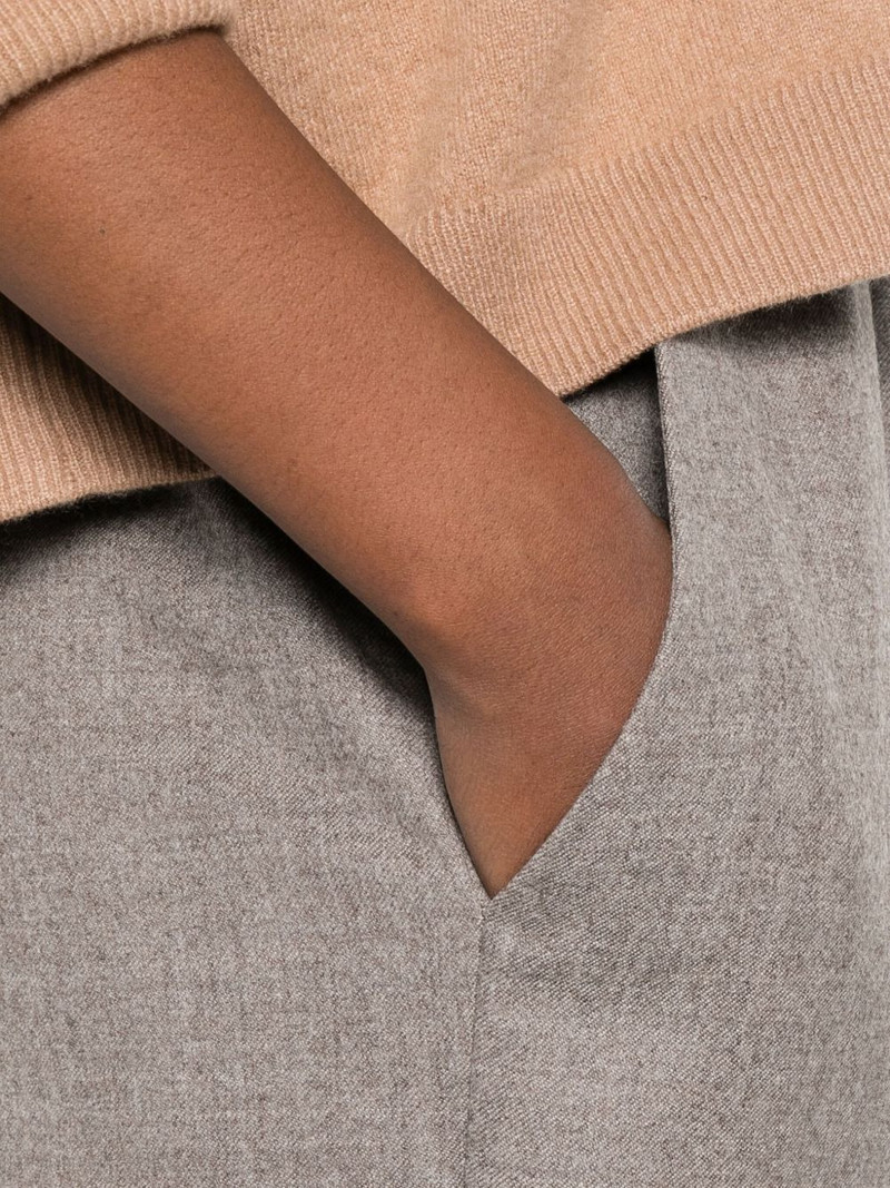 elasticated-waist trousers 5