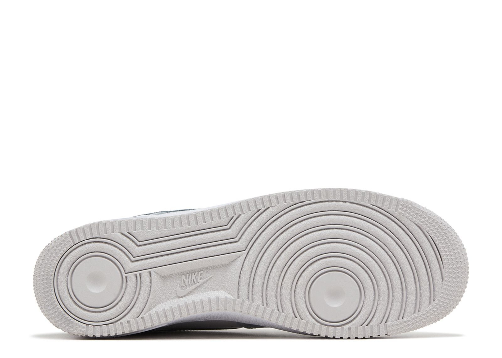 AIR FORCE 1 '07 LV8 'WOLF GREY PATENT' - 4