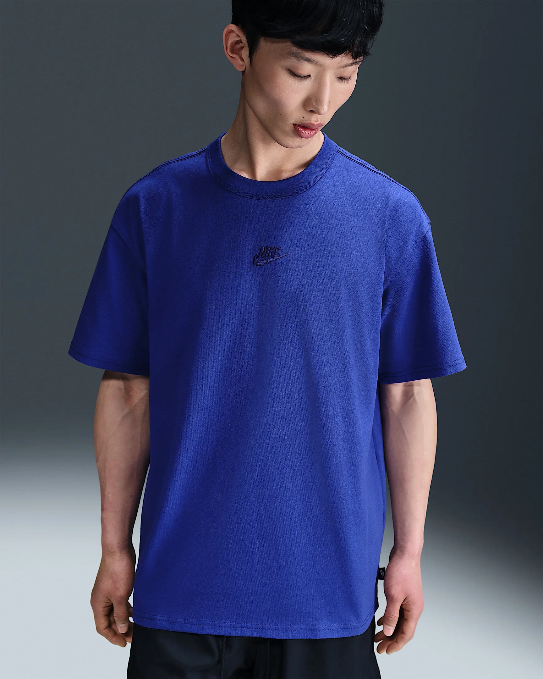 Nike Sportswear Premium Essentials Men's T-Shirt - 1