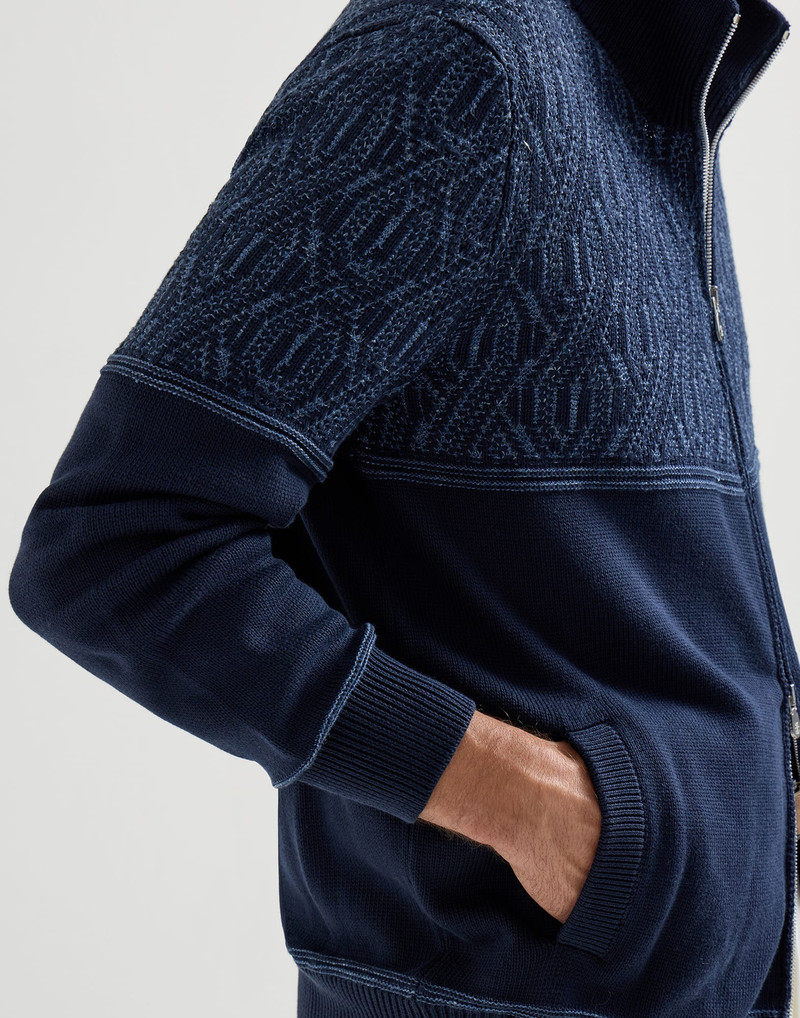 Cotton cardigan with jacquard cable shoulder 4