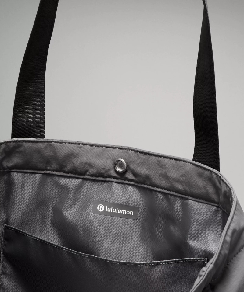 Daily Multi-Pocket Tote Bag 20L 4