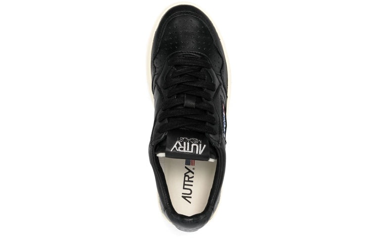(WMNS) Autry Medalist Low Goat Skin 'Black' AULW-GG05 - 4