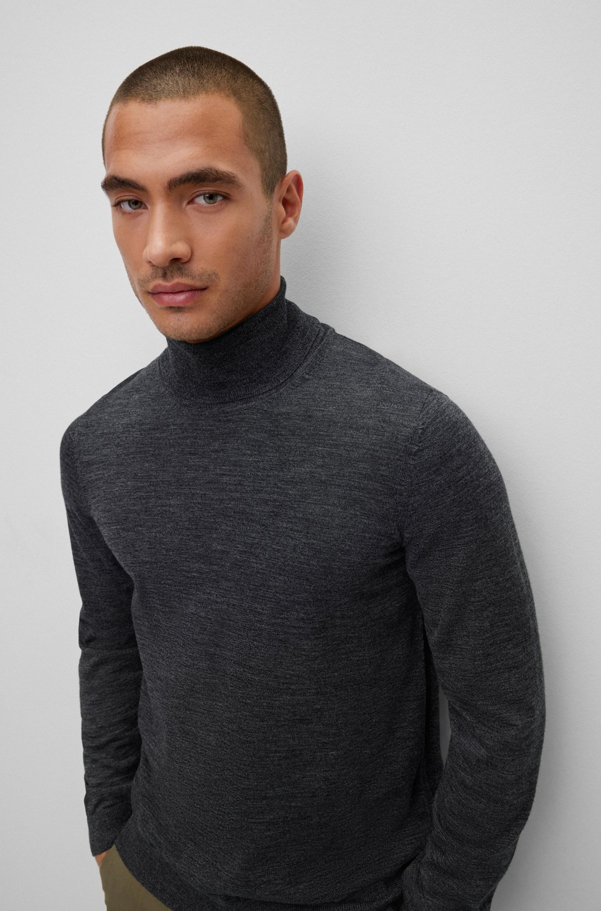SLIM-FIT ROLL-NECK SWEATER IN MERCERIZED VIRGIN WOOL - 3