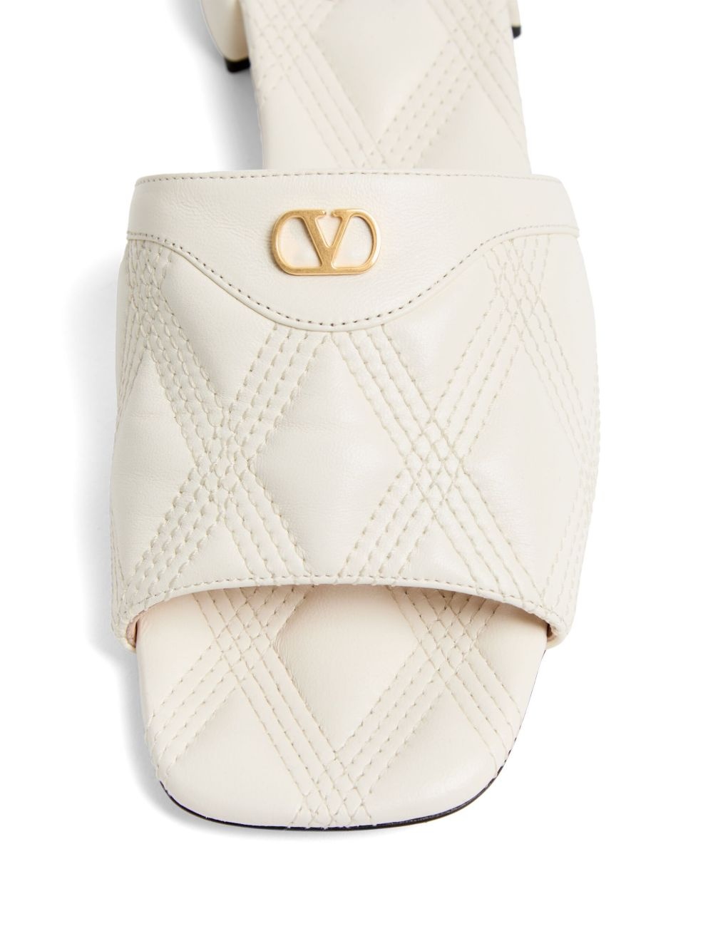 VLogo Signature quilted sandals - 4