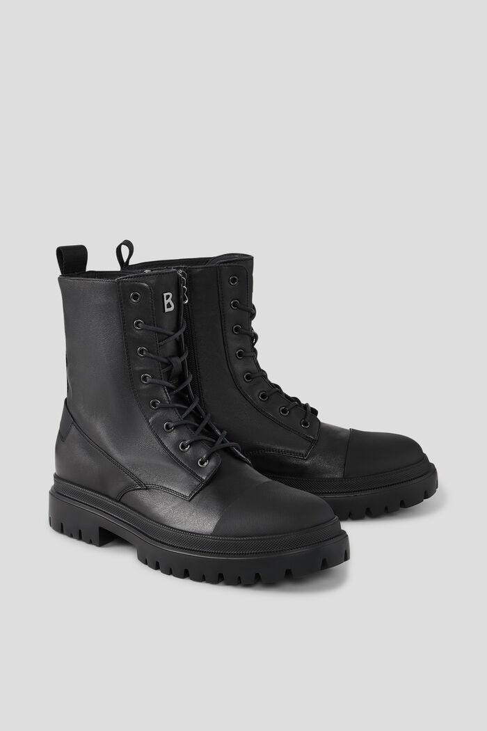 Chesa Alpina Boots in Black - 3