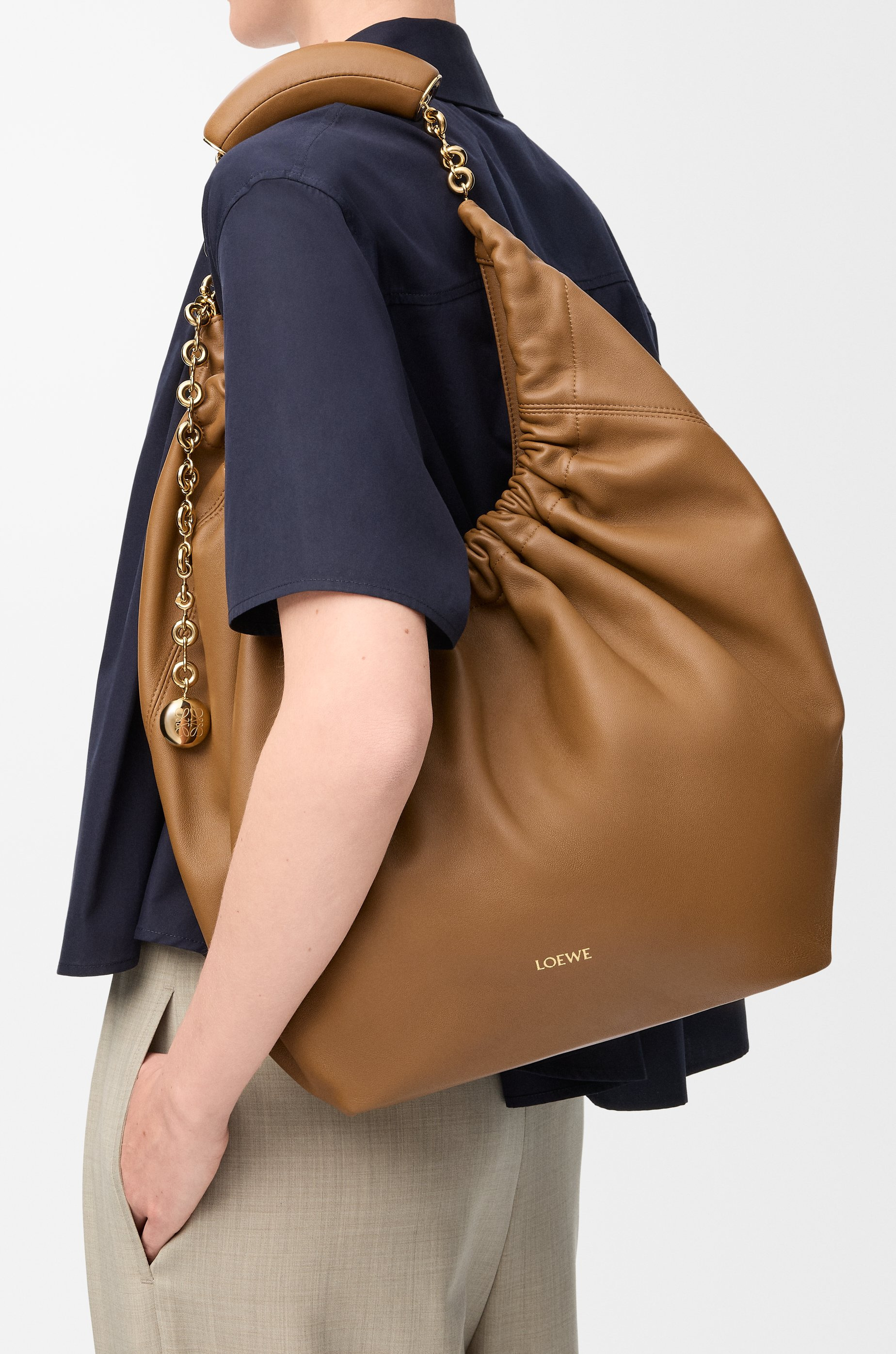 Medium Squeeze bag in nappa lambskin - 4
