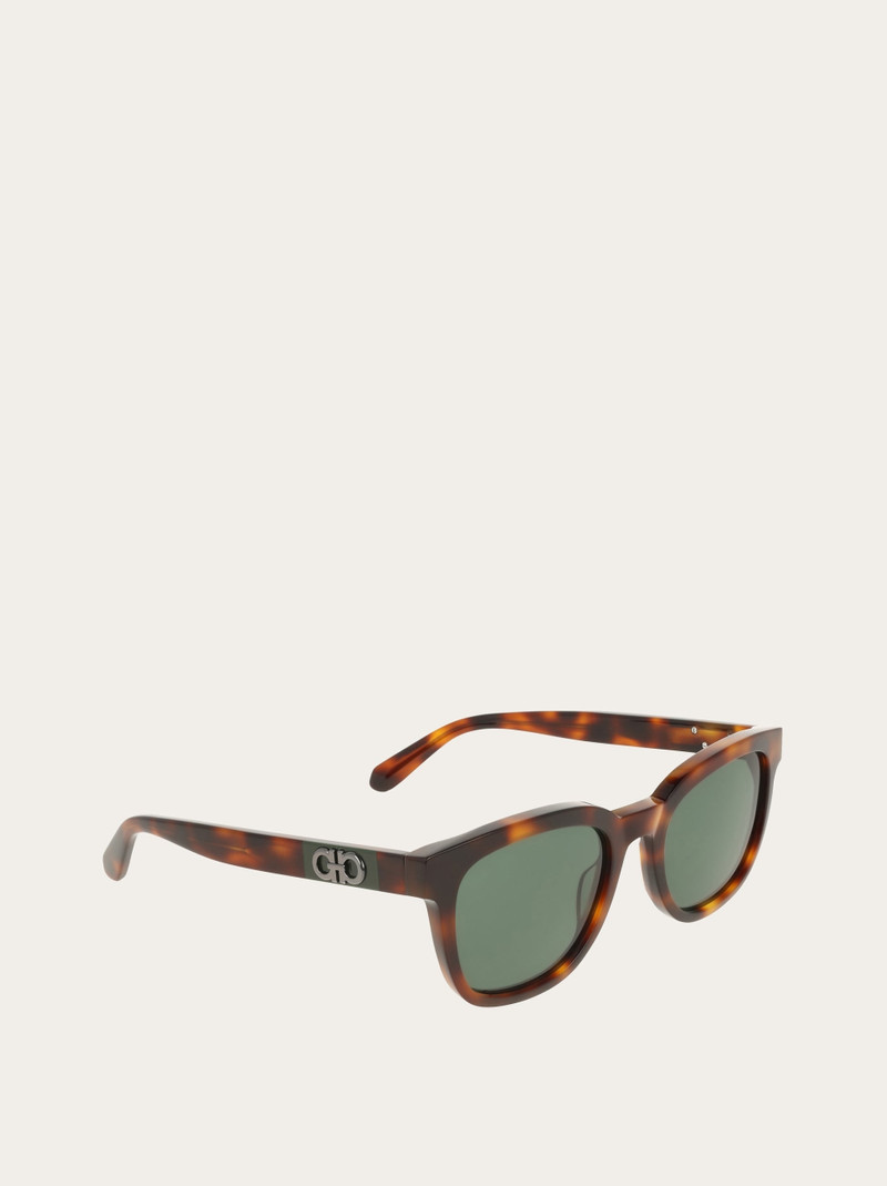 FERRAGAMO Sunglasses outlook