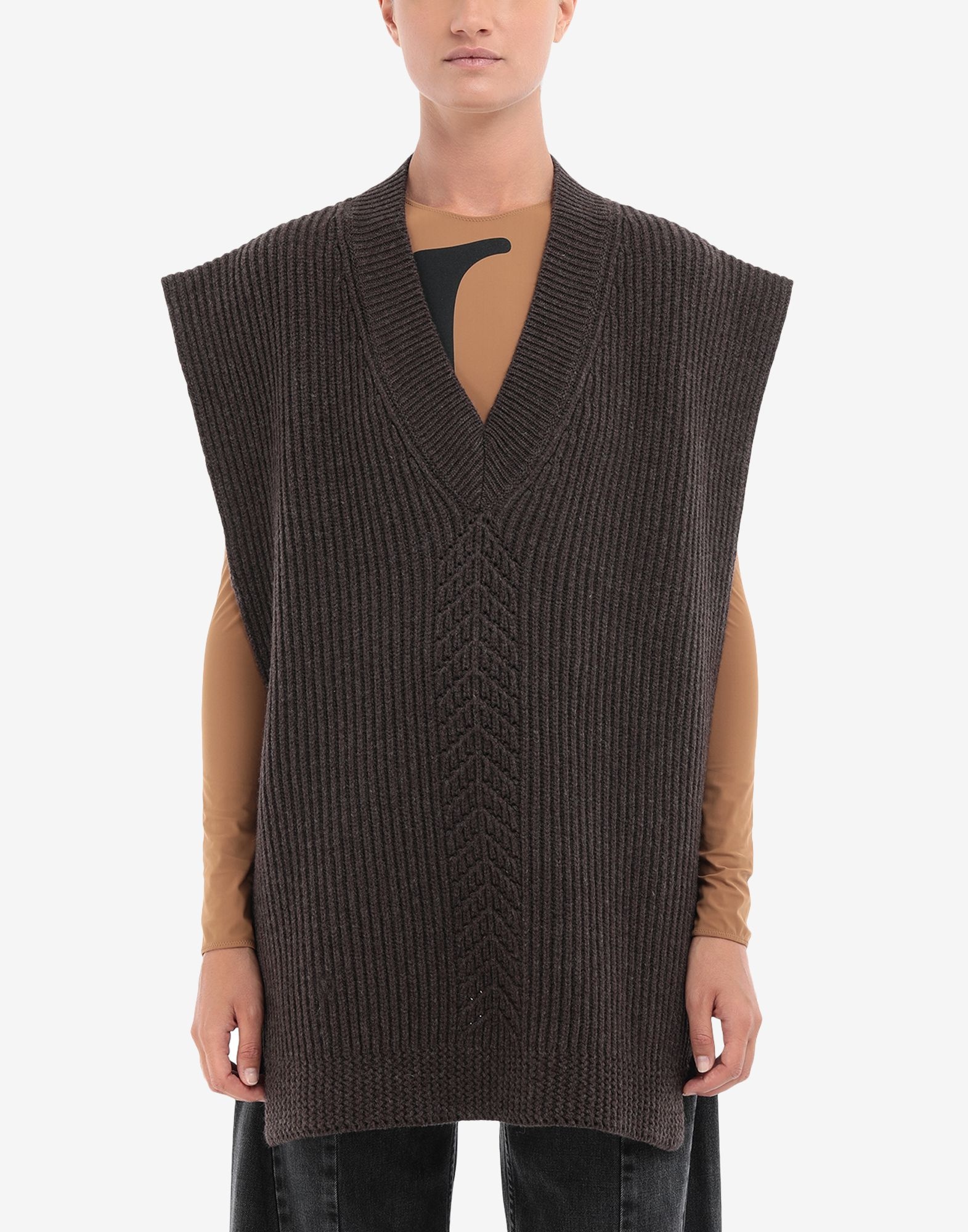 Cable knit V-neck tabard - 5