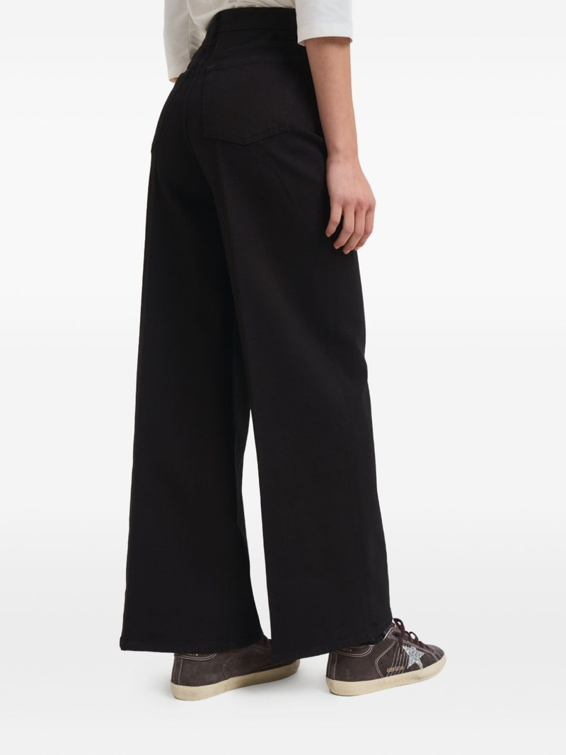 belt-loop jeans 3