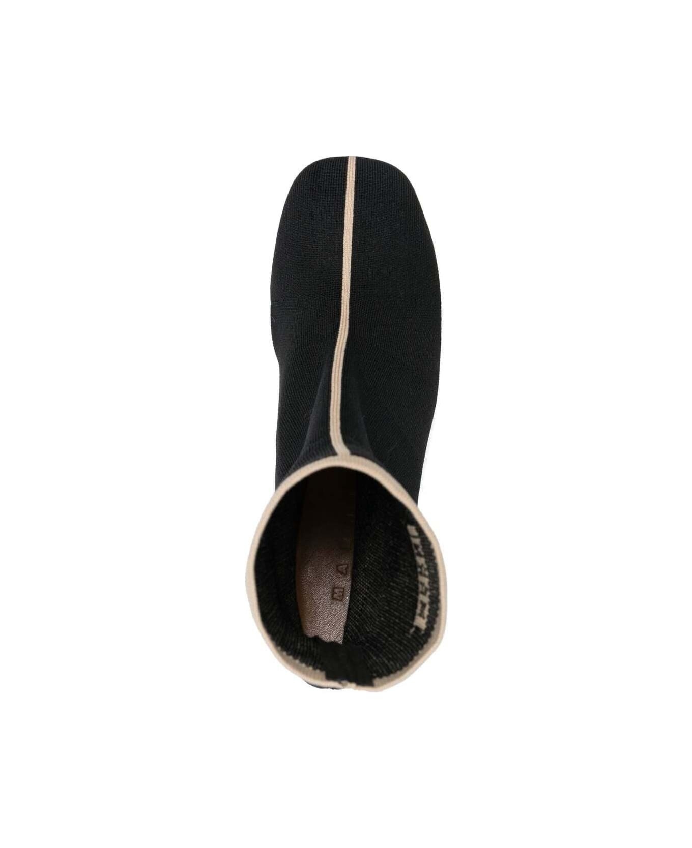 Black Ankle Boot In Leather With Medium And Wide Heel Ecru-colored Details - 4